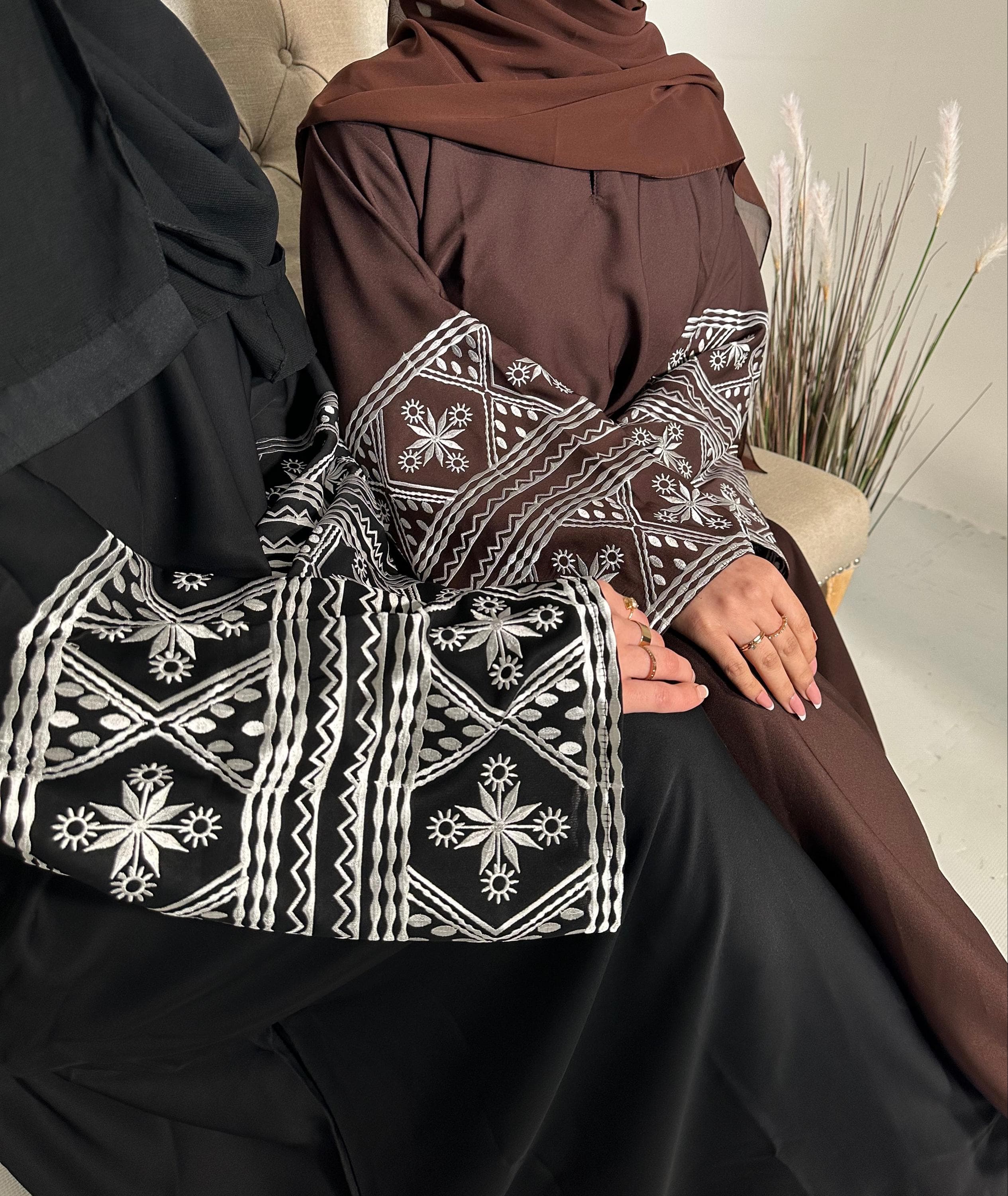 Safa Abaya In Black - Chocolate Brown - image 3