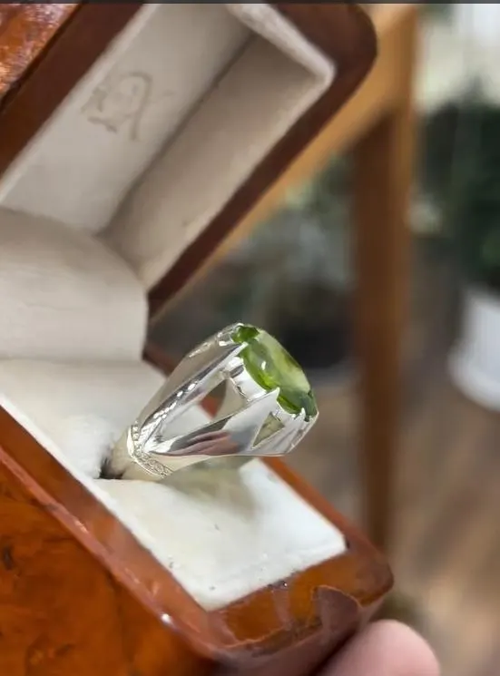 925 Sterling Silver Peridot Ring: Handmade Gemstone Band Jewelry | Natural Peridot - image 4