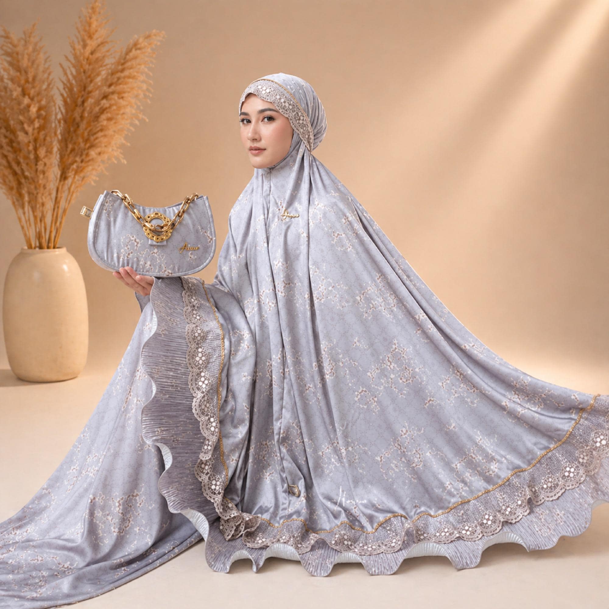 Luxury Silk Mukena 3-in-1 Muslim Prayer Set with Bag – Indonesia - image 4