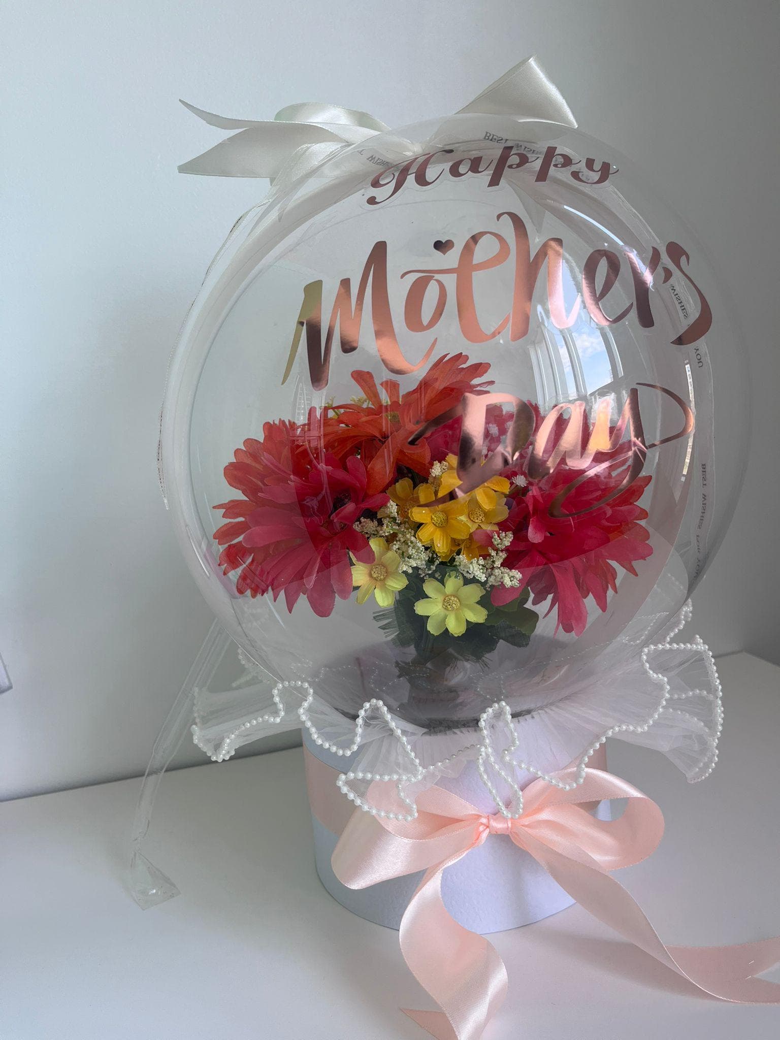 Floral Bobo Balloon: Elegant Artificial Flower Hat Box - image 5
