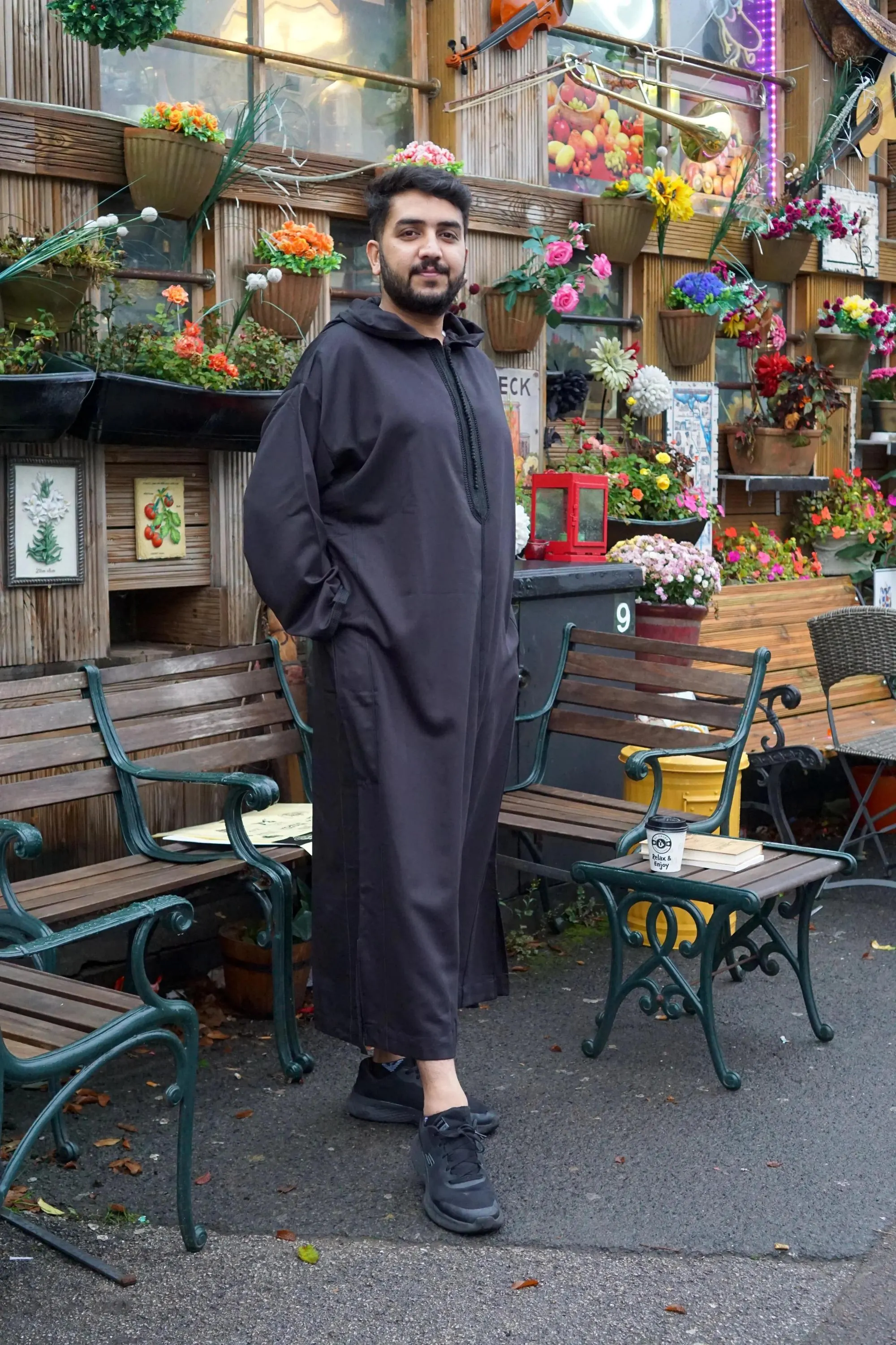 Moroccan Malifa Winter Thobe – Black Traditional Men’s Jubba for Warmth & Modest Elegance - image 3
