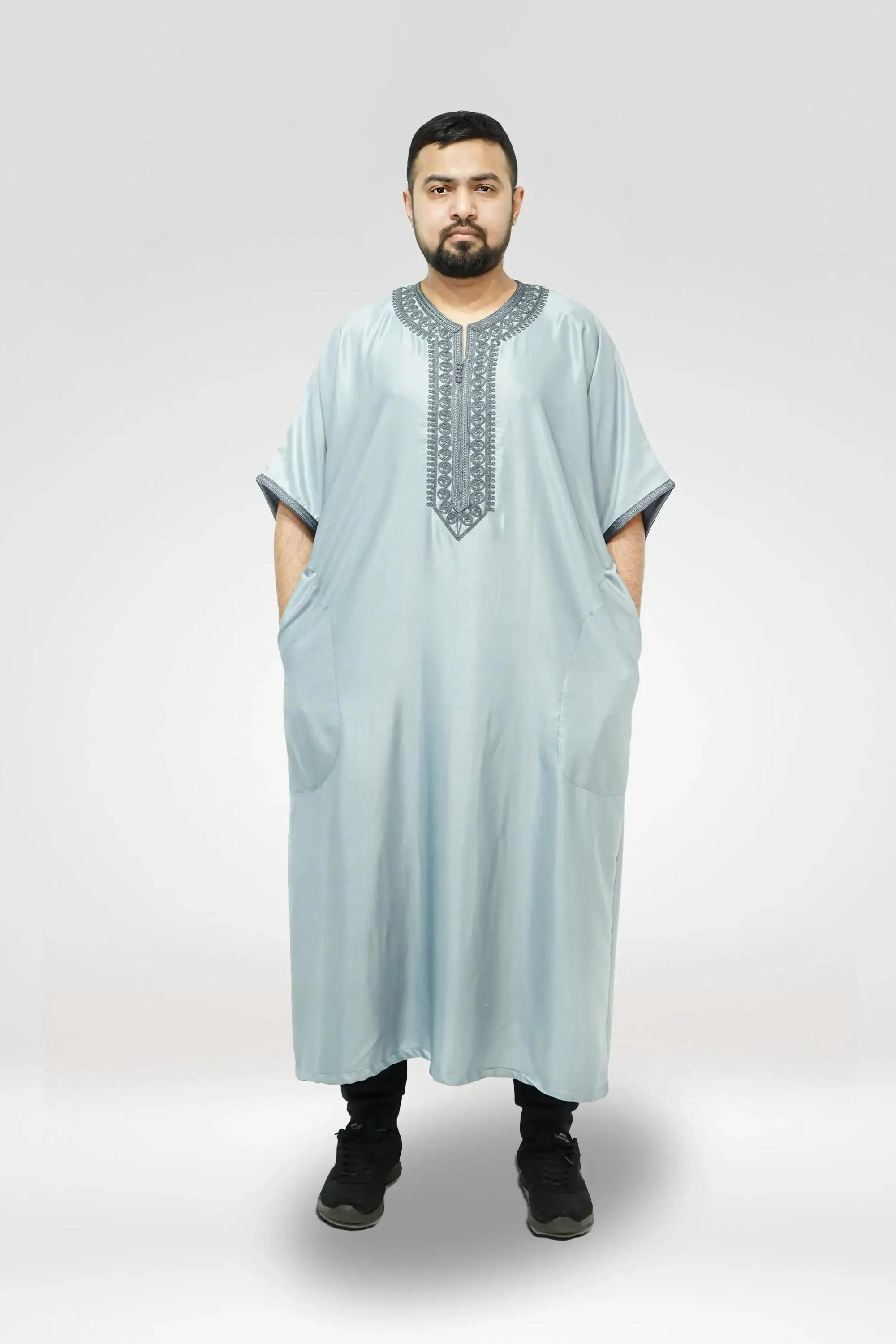Moroccan Short Sleeve Gandoura – Traditional Men’s Summer Thobe for Comfort & Modesty