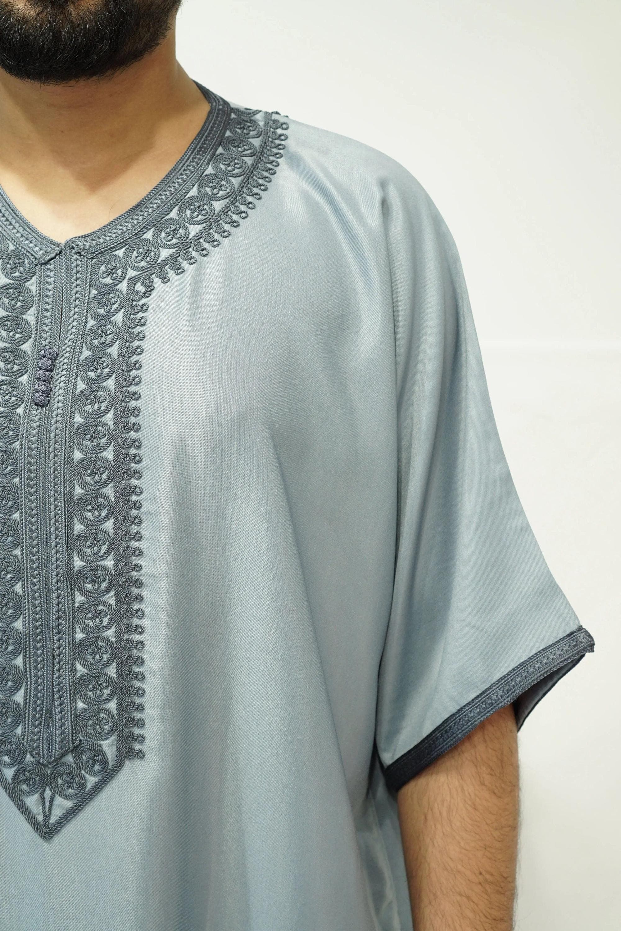 Moroccan Short Sleeve Gandoura – Traditional Men’s Summer Thobe for Comfort & Modesty - image 5