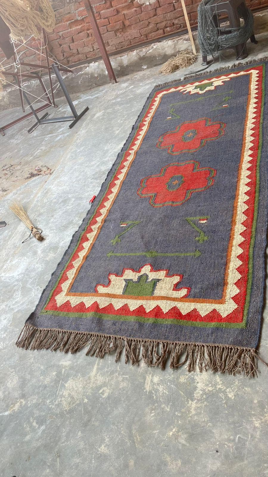 Vintage Southwestern Runner Rug, Tribal Boho Kilim Carpet, Rustic Farmhouse Hallway Rug, Navajo Style Geometric Runner with Fringe - image 4