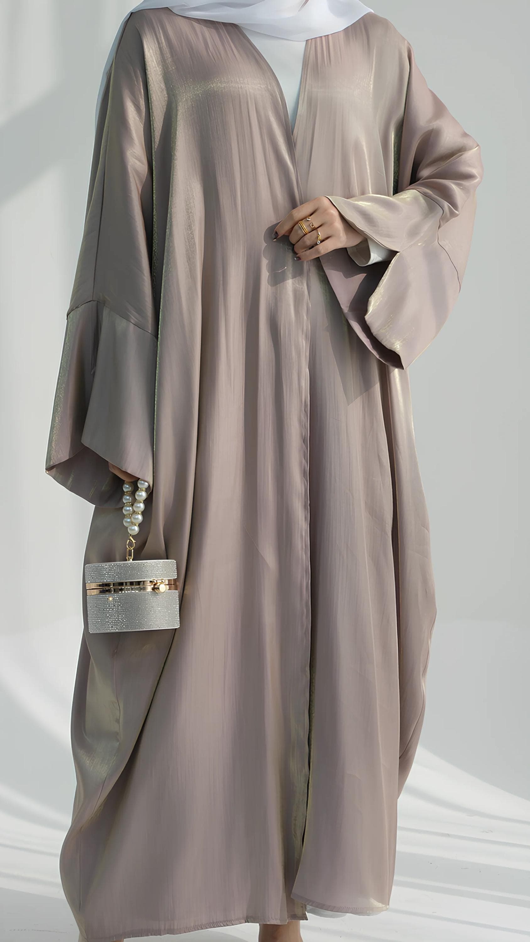 Luxe Harmony Abaya - image 3
