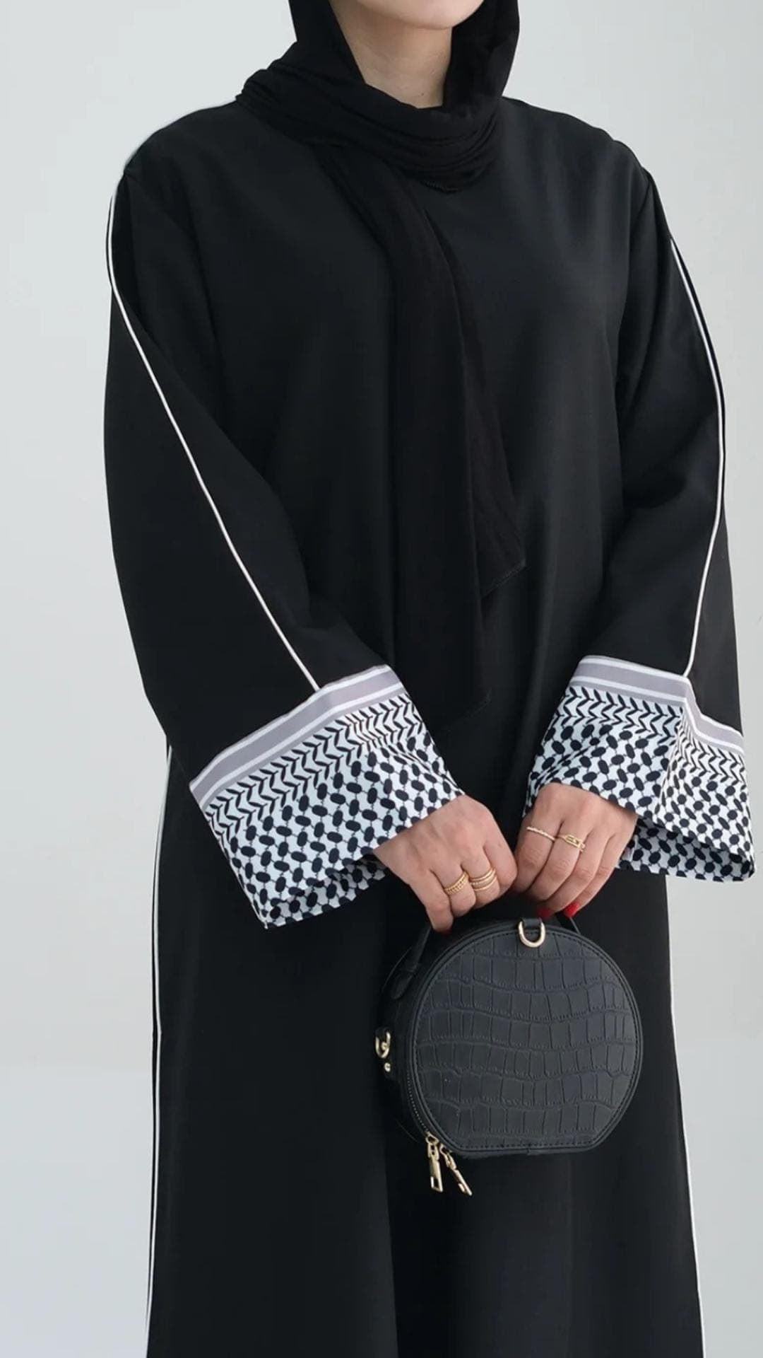Keffiyeh Pattern Abaya – Fabric Closed Front Dress