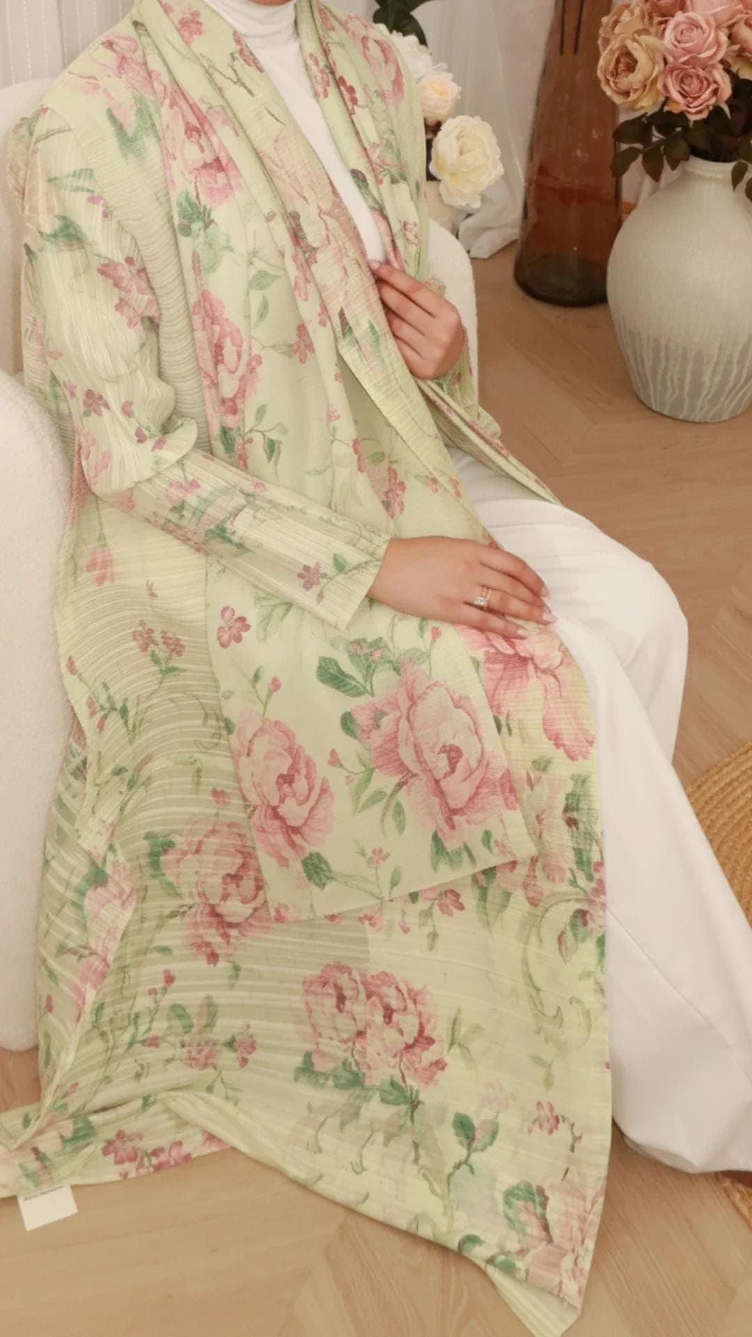 YASMINA Abaya Vogue - image 5