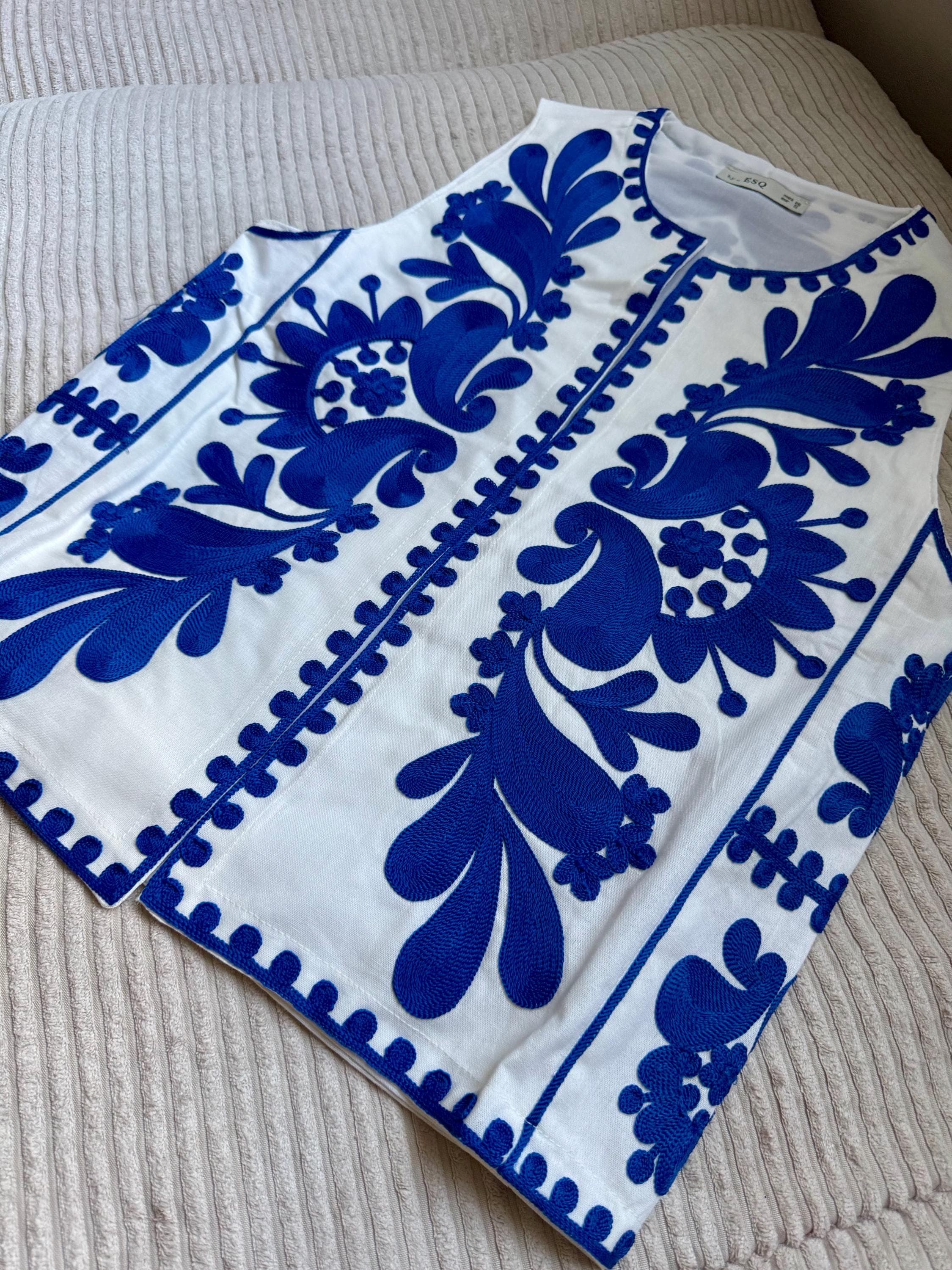 White Blue Floral Embroidered Vest | Folk Paisley Cotton Waistcoat (S M L) - image 4