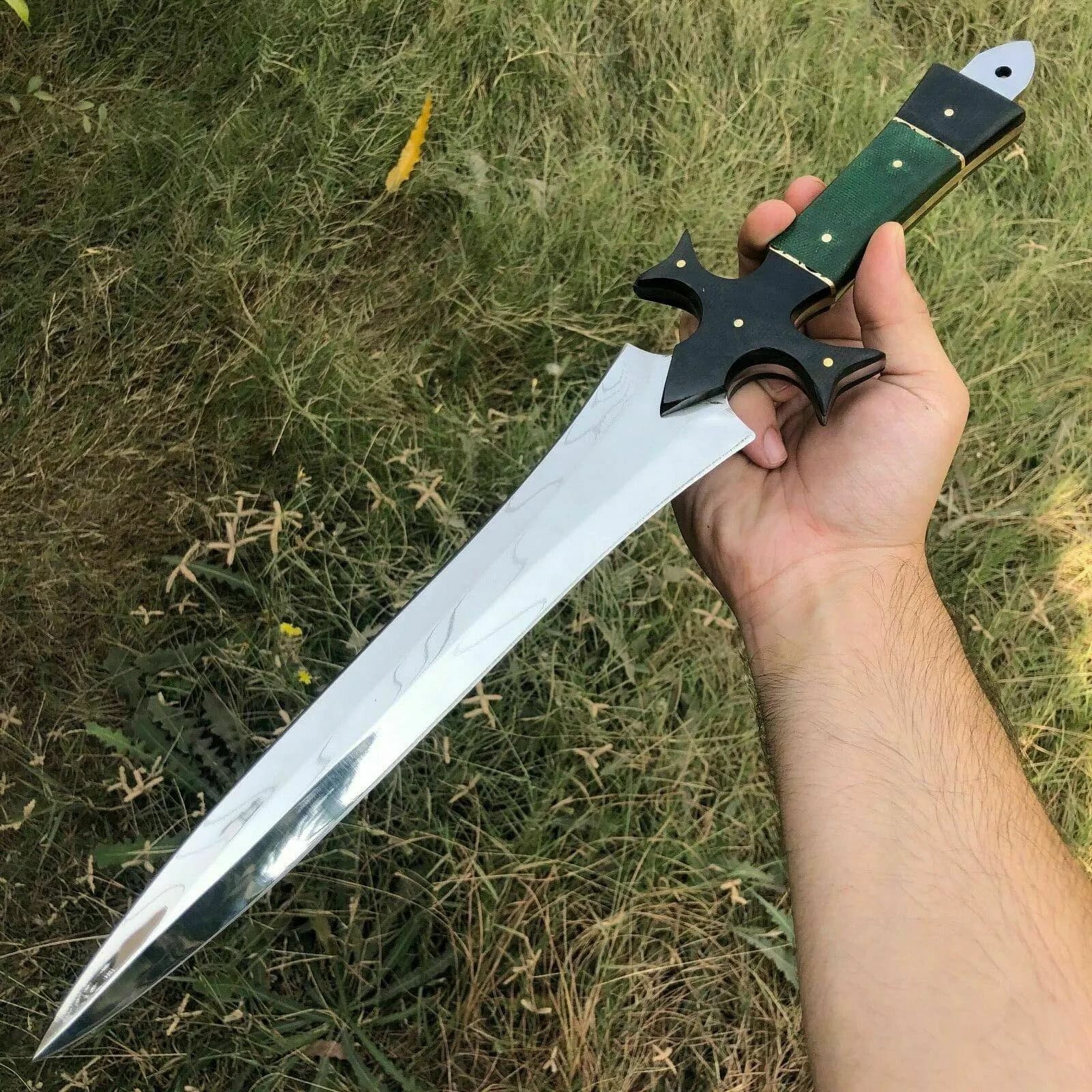 Handmade D2 Steel Skinner Dagger, Bushcraft Hunting Knife with Micarta Handle & Leather Sheath, Craftsman Forged Blade