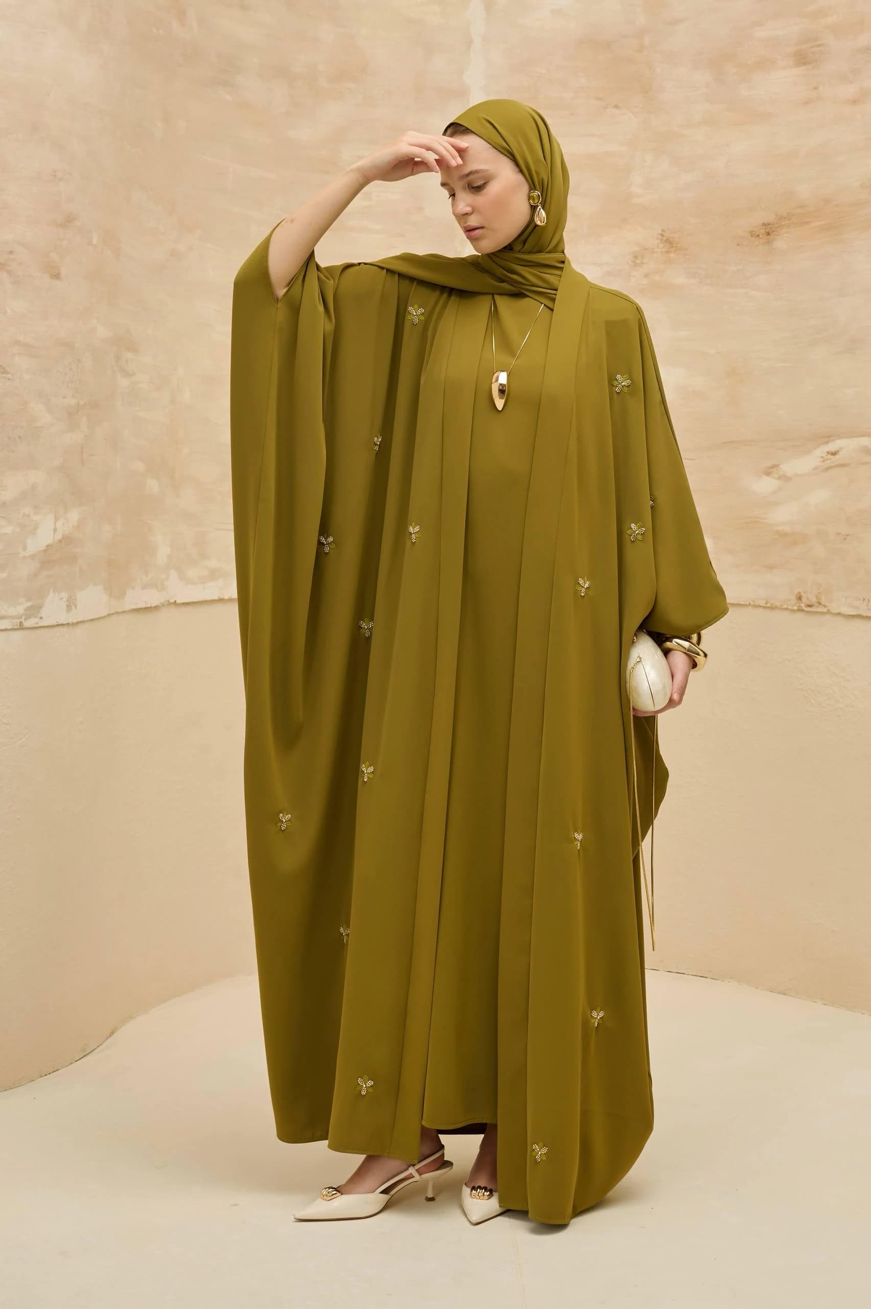 Green Abaya Set - 2 Piece Open Abaya with Floral Embellishments Modest Muslim Dress