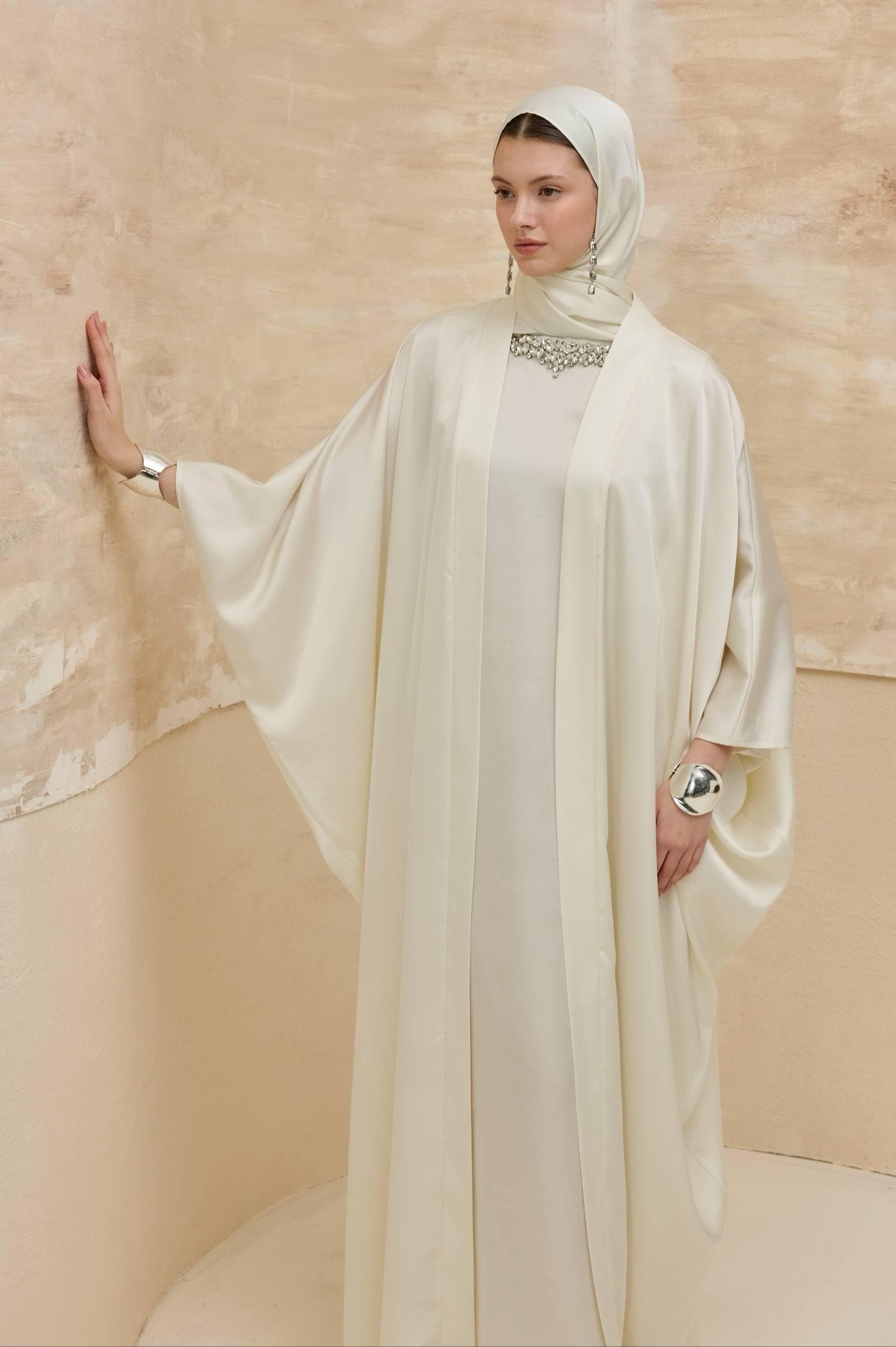 White Open Abaya Set with Crystal Neckline - 2 Piece Modest Muslim Dress - image 4