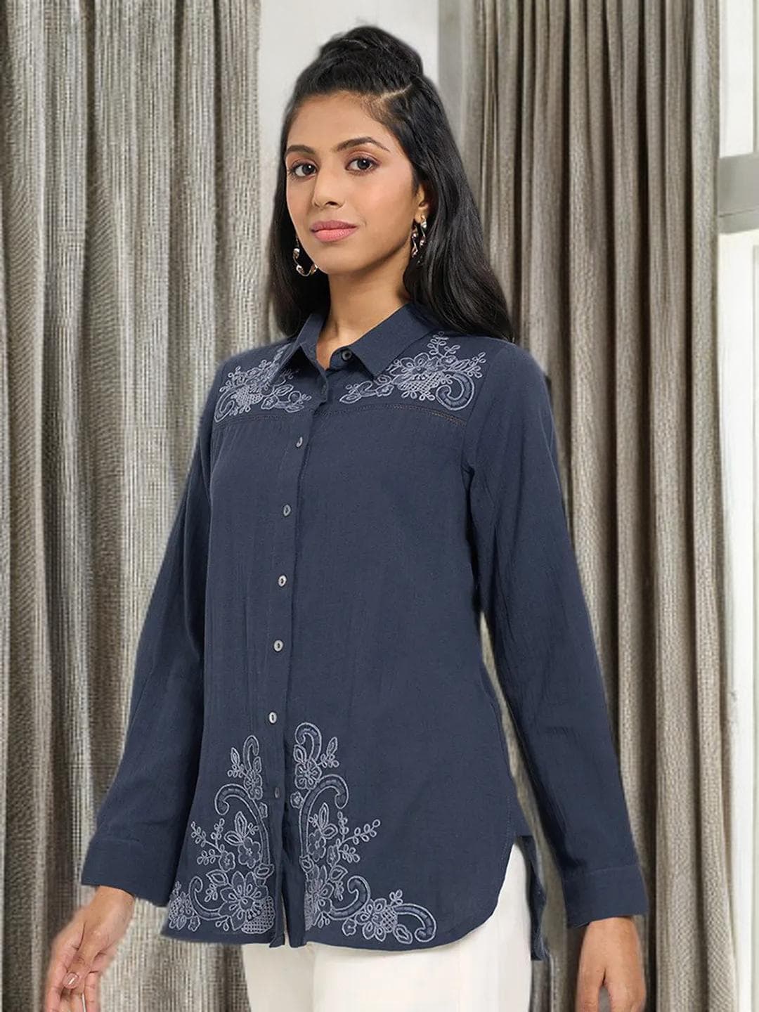 Dark Academia Tunic Embroidered Collar Top - image 5