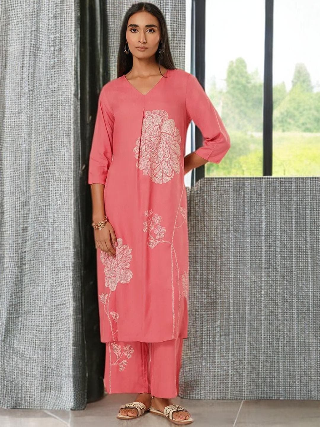 Pink Kurta Suit Mehndi Ceremony Outfit