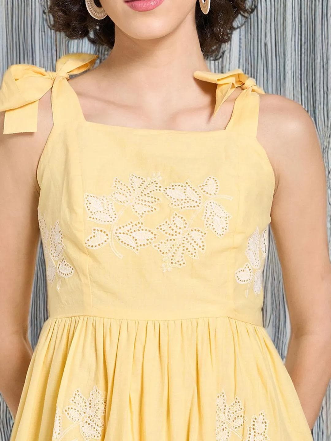 Beige Floral Dress Midi Wedding Guest Outfit - image 5