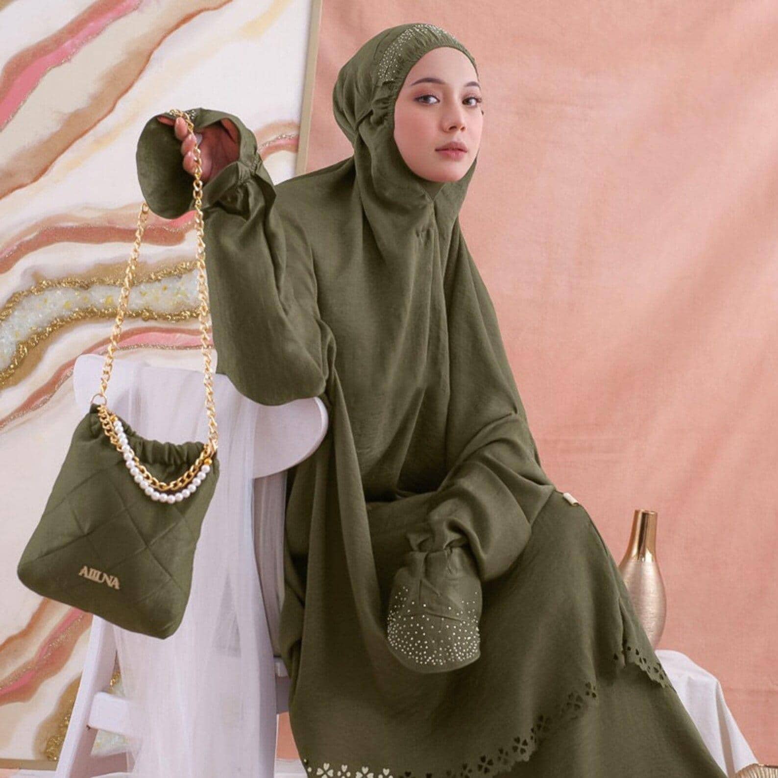 Helwah Series Elegant Muslim Prayer Dress Set with Lasercut Details