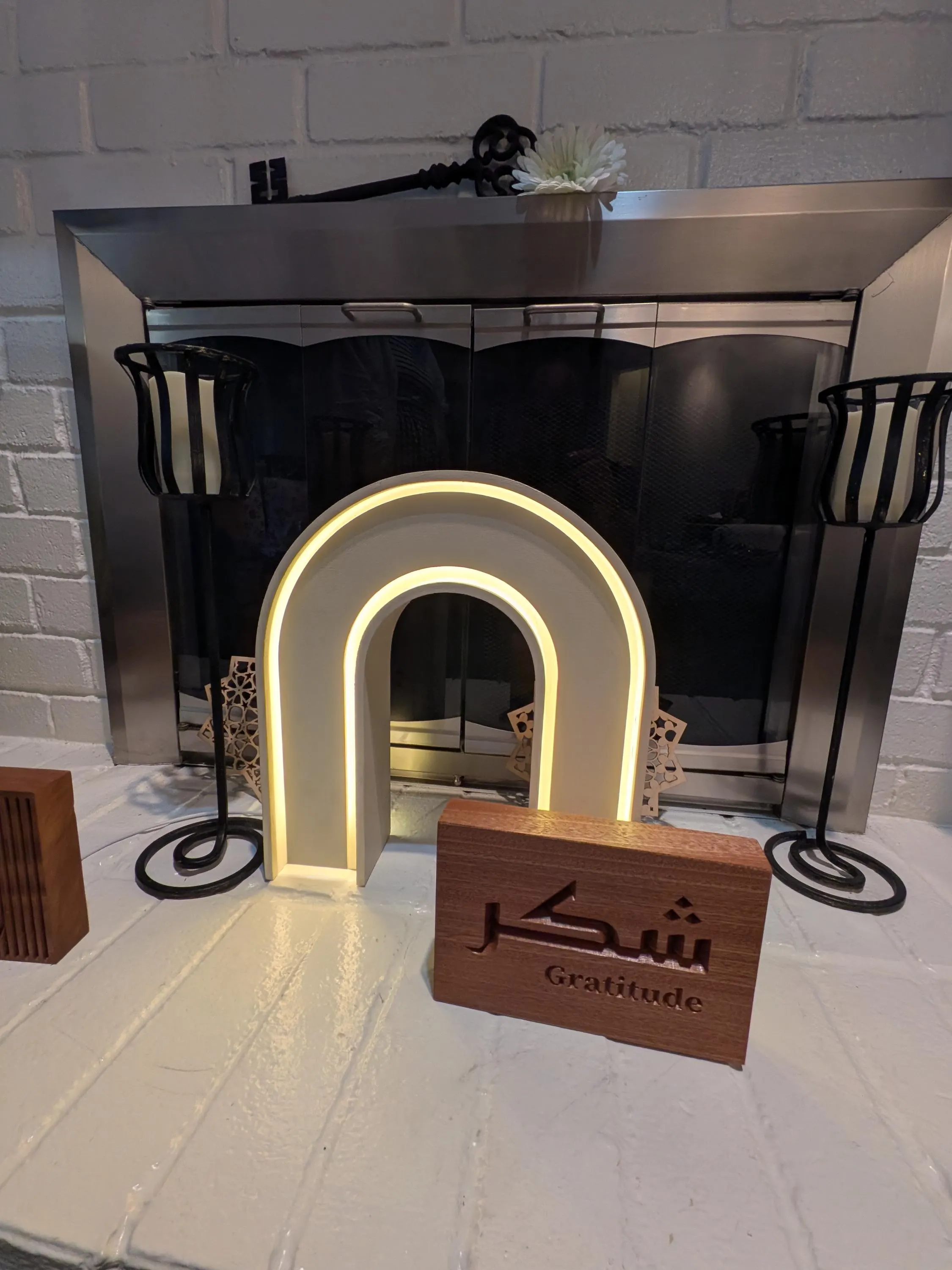 LED arch with additional item - image 4