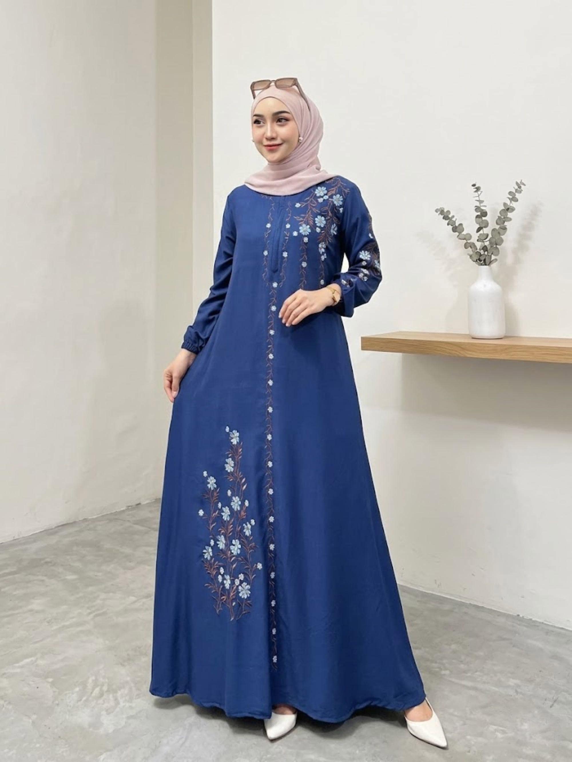 Embroidered Twill Kaftan Dress – Modest Floral Maxi Abaya, Nursing Friendly Boho Gamis - image 3