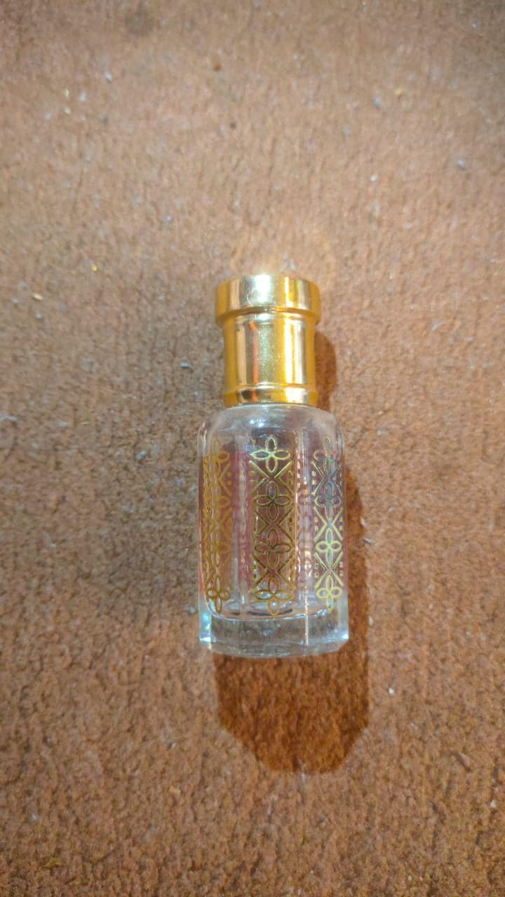 Pack of 12 Clear Glass Perfume Bottles: Light Gold Fine Mist, 11ml - image 4