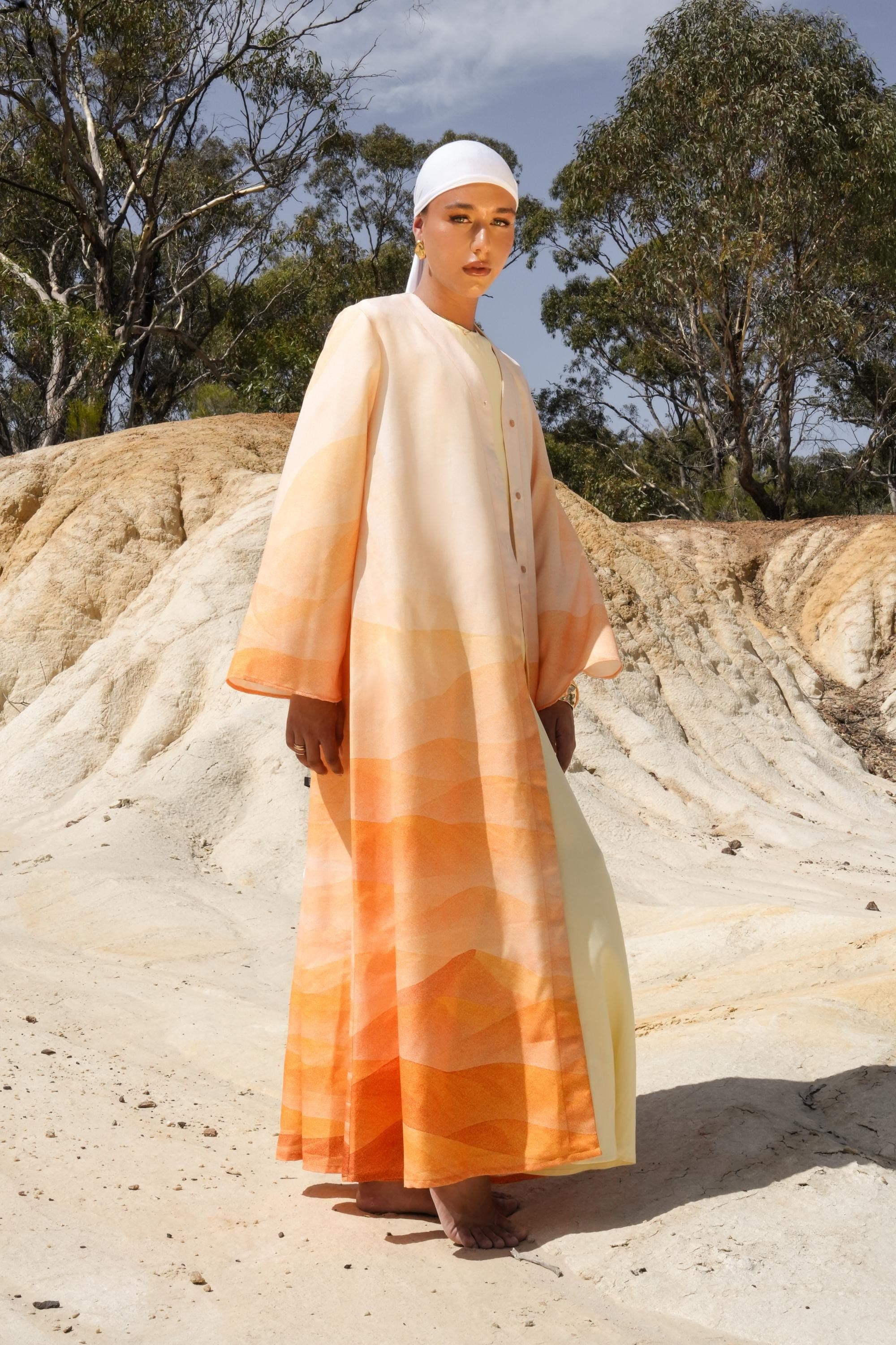 Aylaen Abaya – Flowing Layers, Modern Modesty