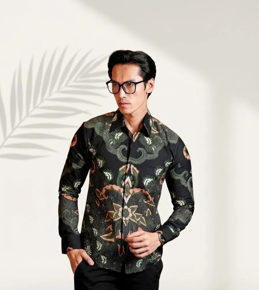 Men's Slim Fit Batik Shirt Lined Indonesian Ethnic Button Down Formal Casual Shirt