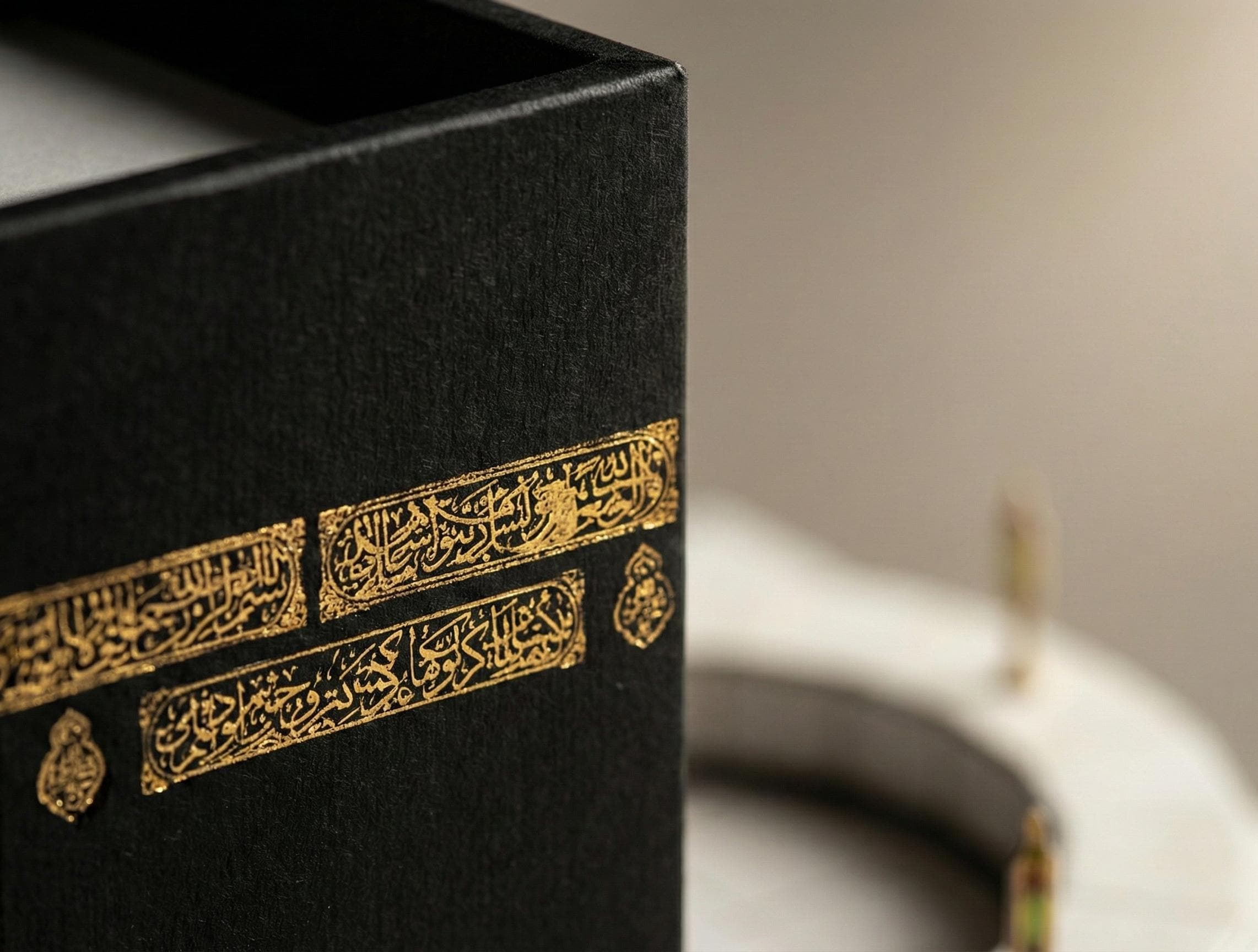 Kaaba 3D Cardboard Model Kit – Islamic Architectural Miniature Diorama - image 3