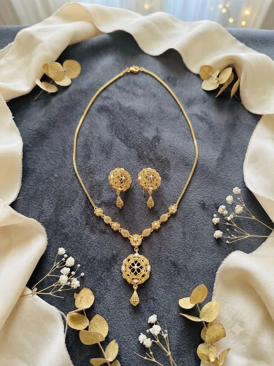Filigree Gold Statement Necklace Delicate Intricate Lace Choker