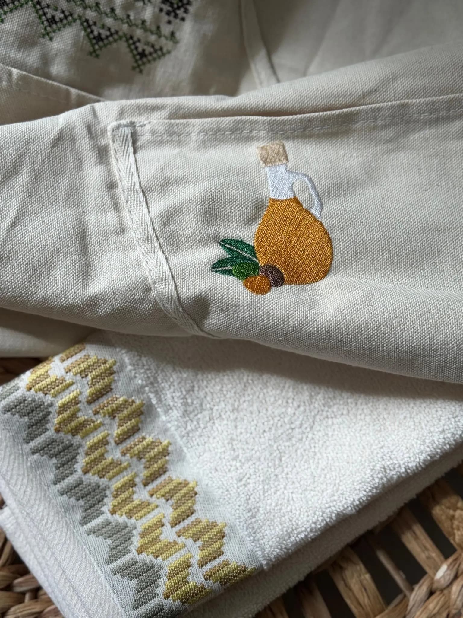 Tatreez Embroidered Palestinian Apron Custom Name - image 5