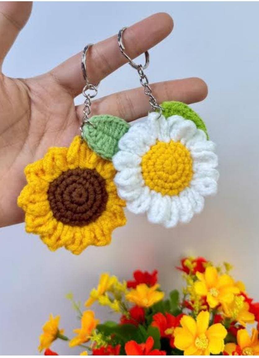 Handmade Crochet Flower Keychain | Sunflower Daisy Bag Charm
