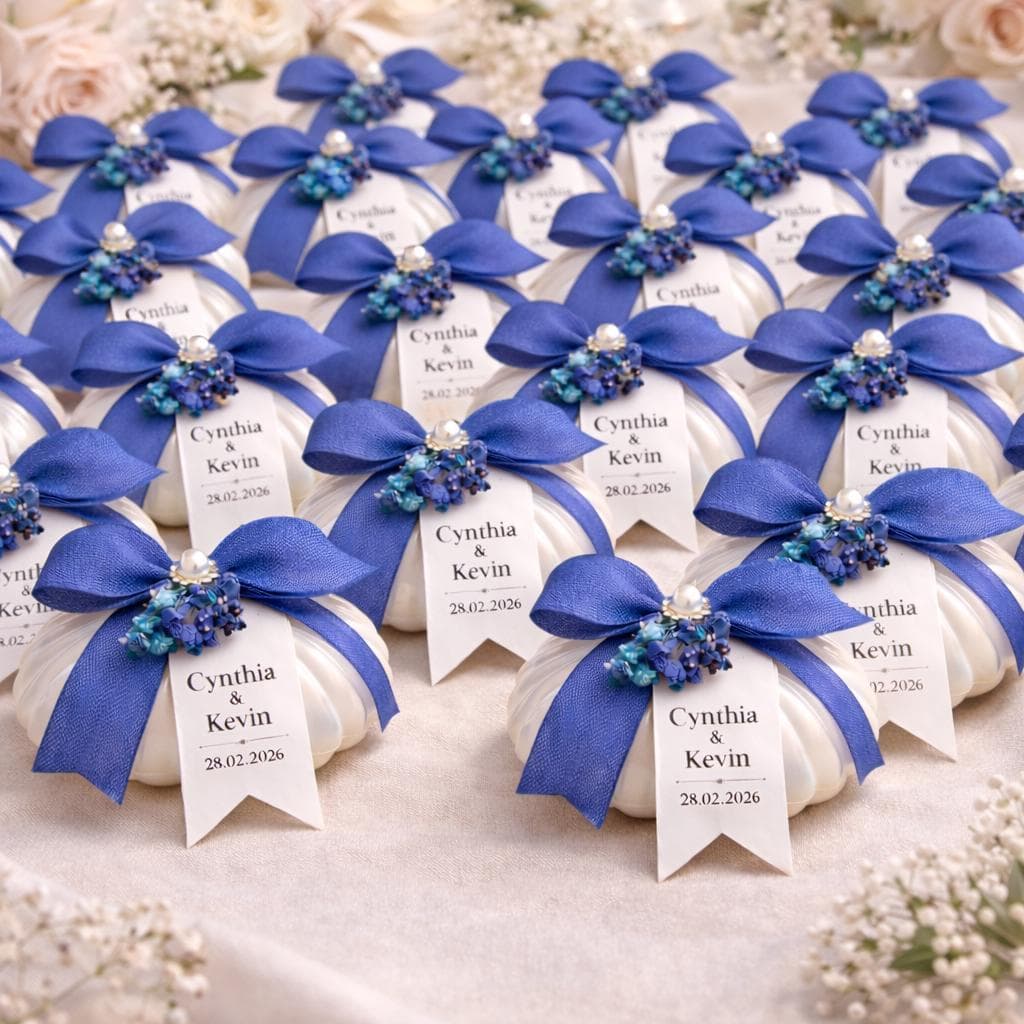 Personalized Seashell Wedding Favor Candle, Burgundy Ribbon, Custom Tag - image 4