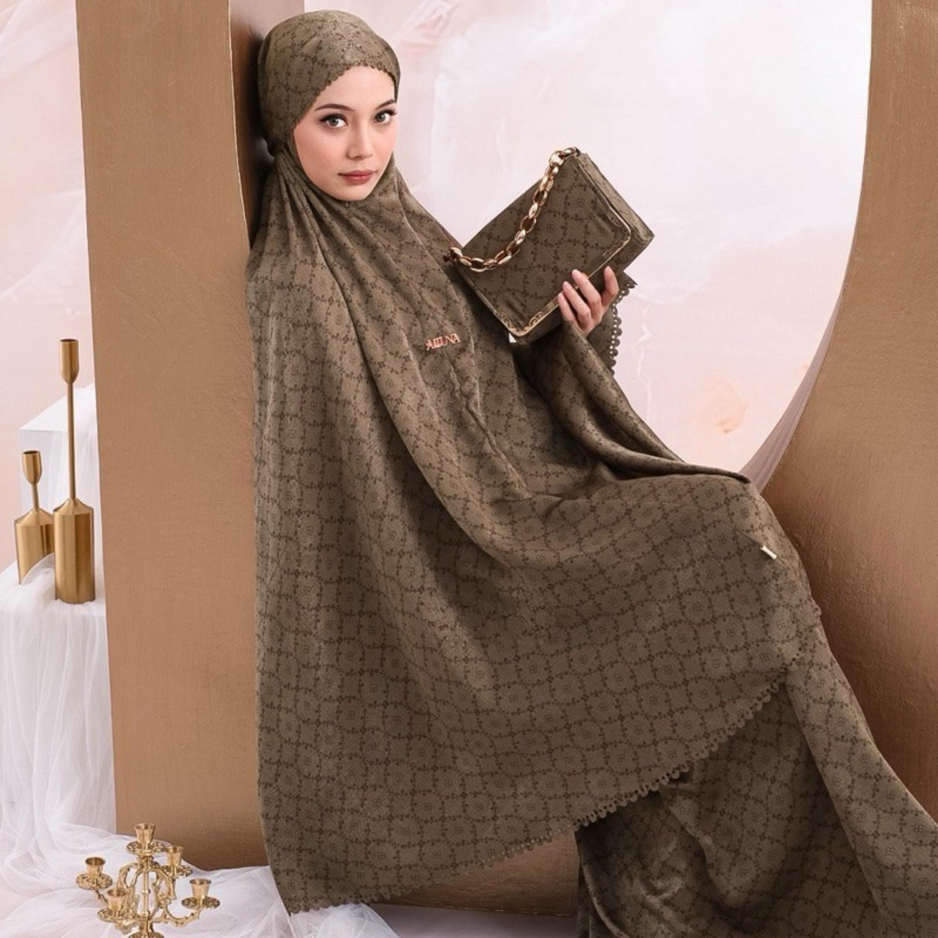 Santorini Silk Mukena Prayer Set – Luxury Laser Cut Islamic Outfit with Bag - image 4