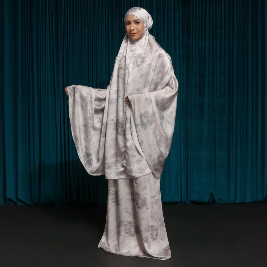 Kaia Pattern Silk Prayer Set, Mukena, Telekung, Handmade Prayerwear - image 5