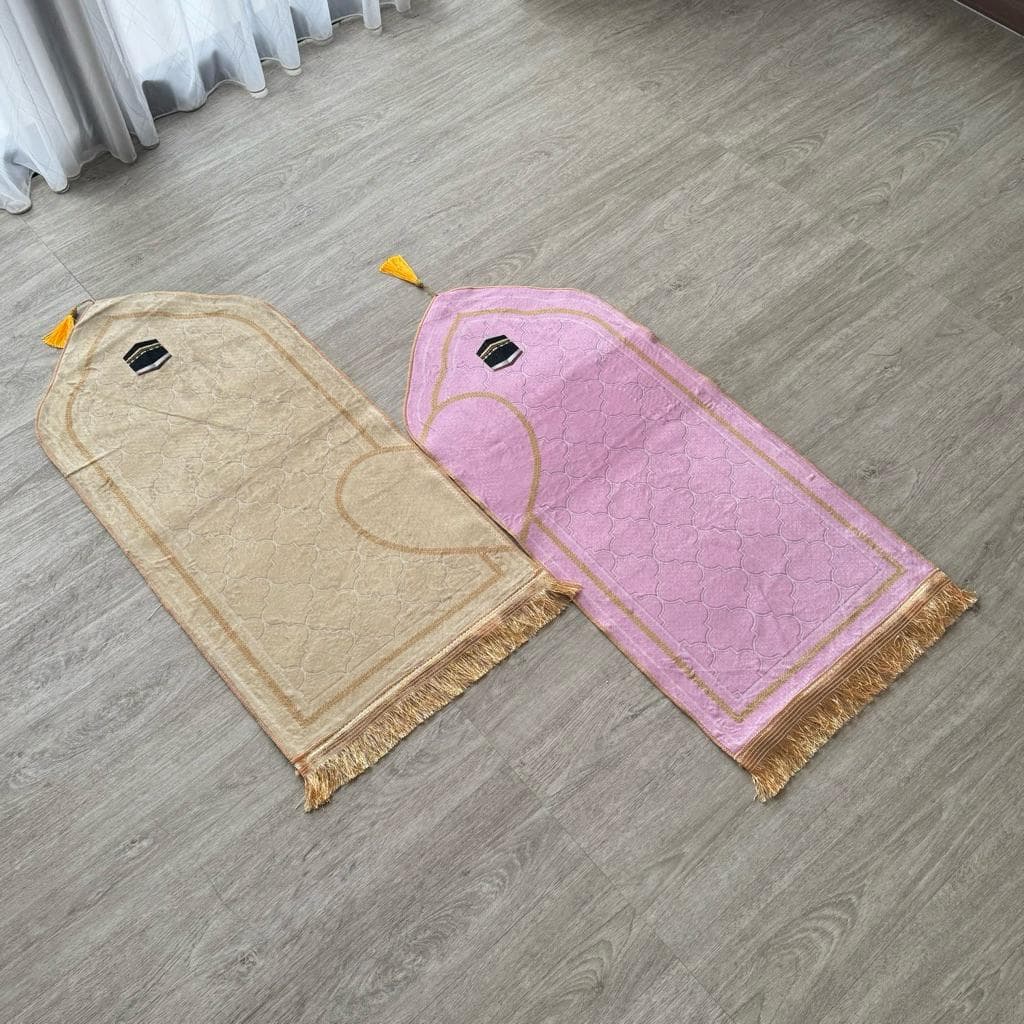 Personalized Couple Prayer Mat Set | Husband and Wife,  Islamic Wedding Gift - image 4