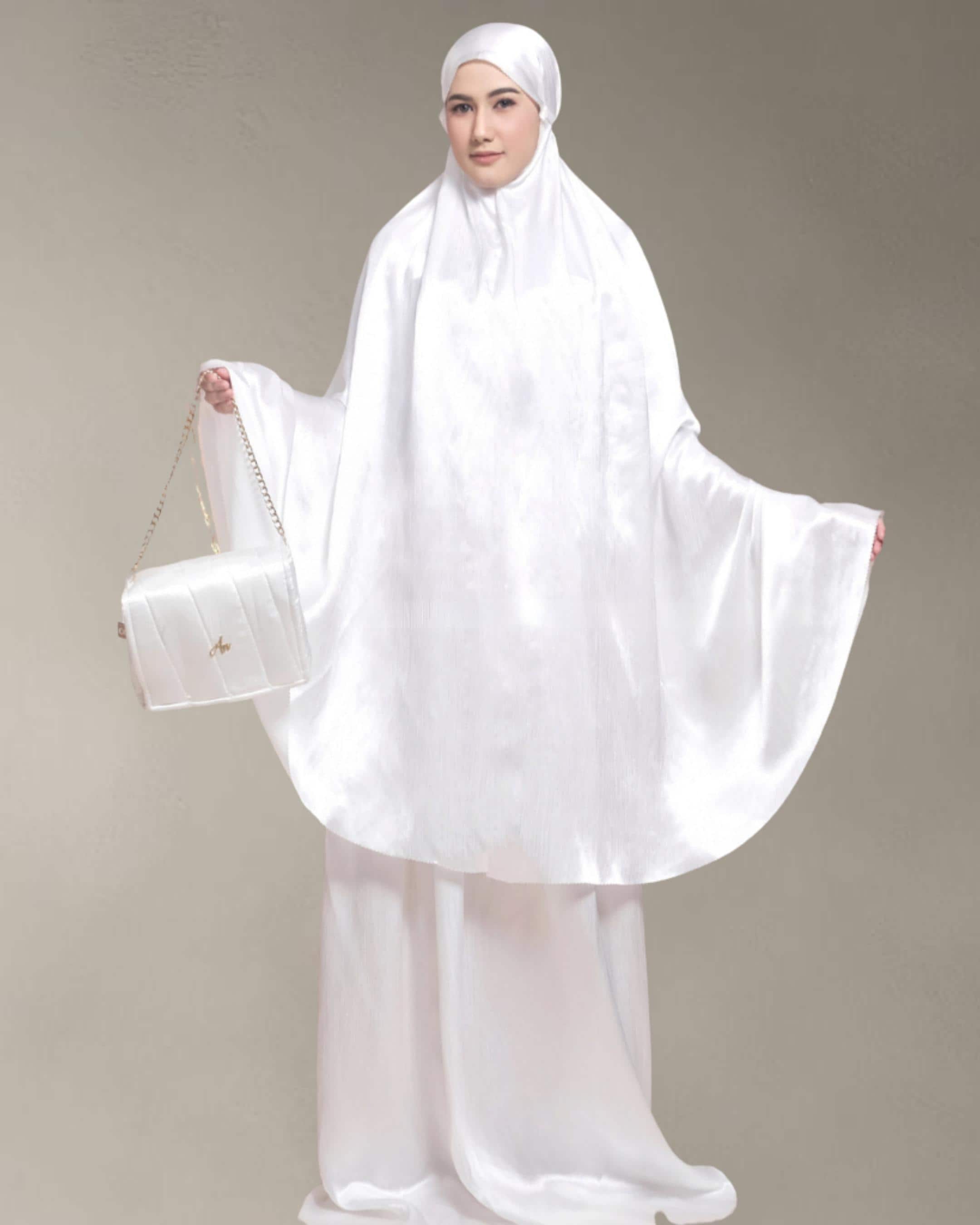 Luxury Credenza Silk Prayer Set with Laser Cut & Elegant Clutch Bag , Mukena Handmade Indonesia