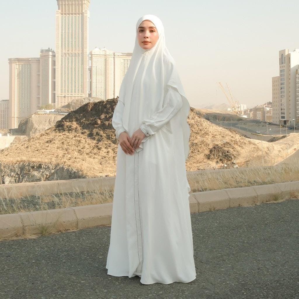 Humaya Abaya Set Cooltech Fabric Khimar Set for Hajj, Umrah and Eid - image 3