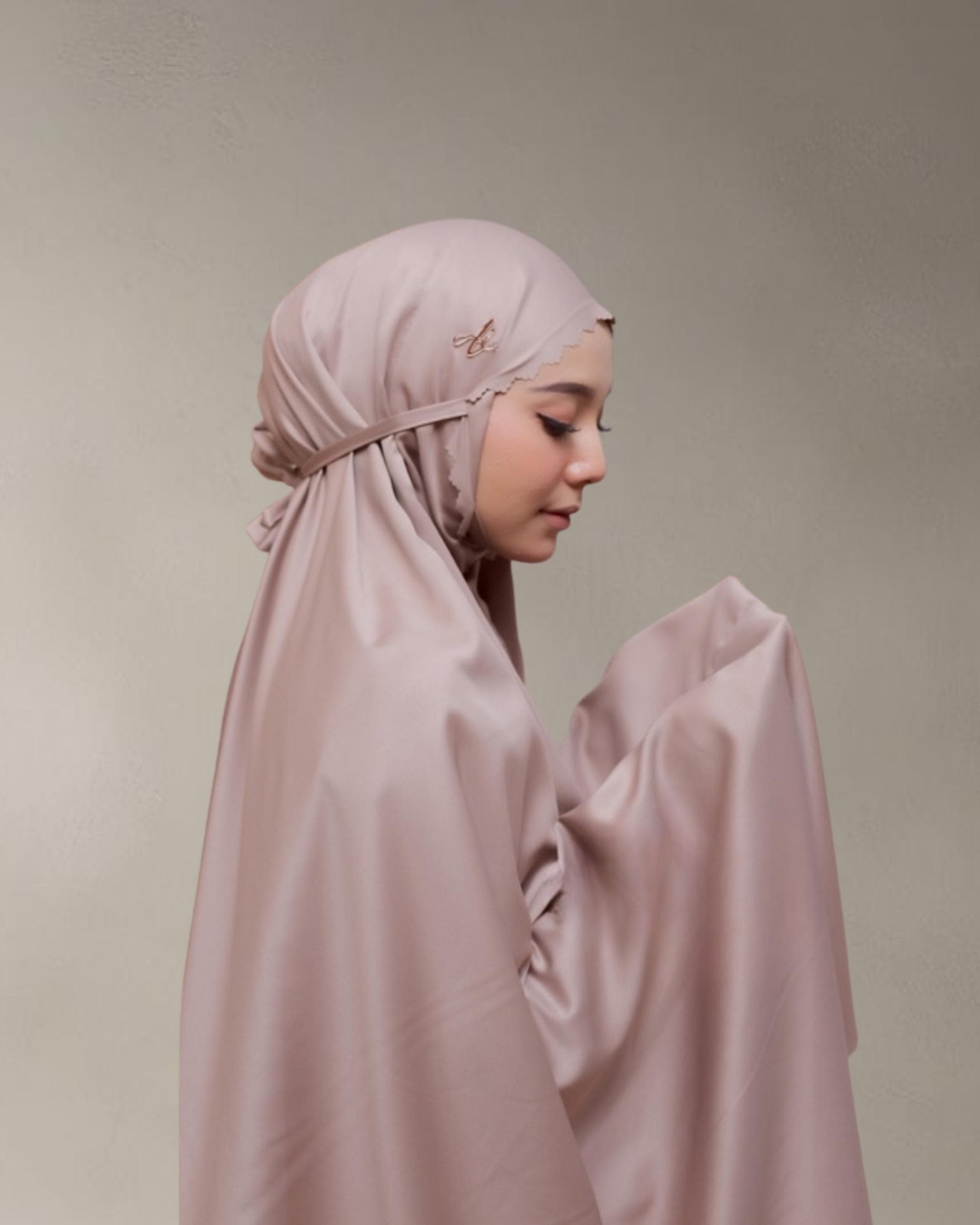 Luxury Velvet Prayer Set with Matching Bag, Mukena, Telekung - image 5