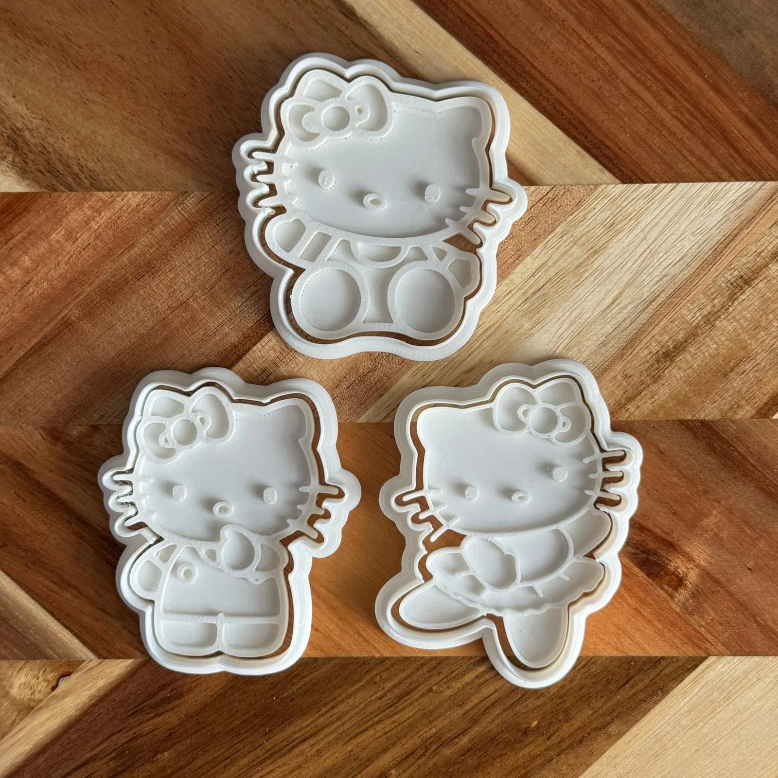 Hello Kitty Cookie Cutter and Fondant Embosser Set, Sanrio Kawaii Biscuit Stamp, Birthday Cake Decorating Tool - image 5