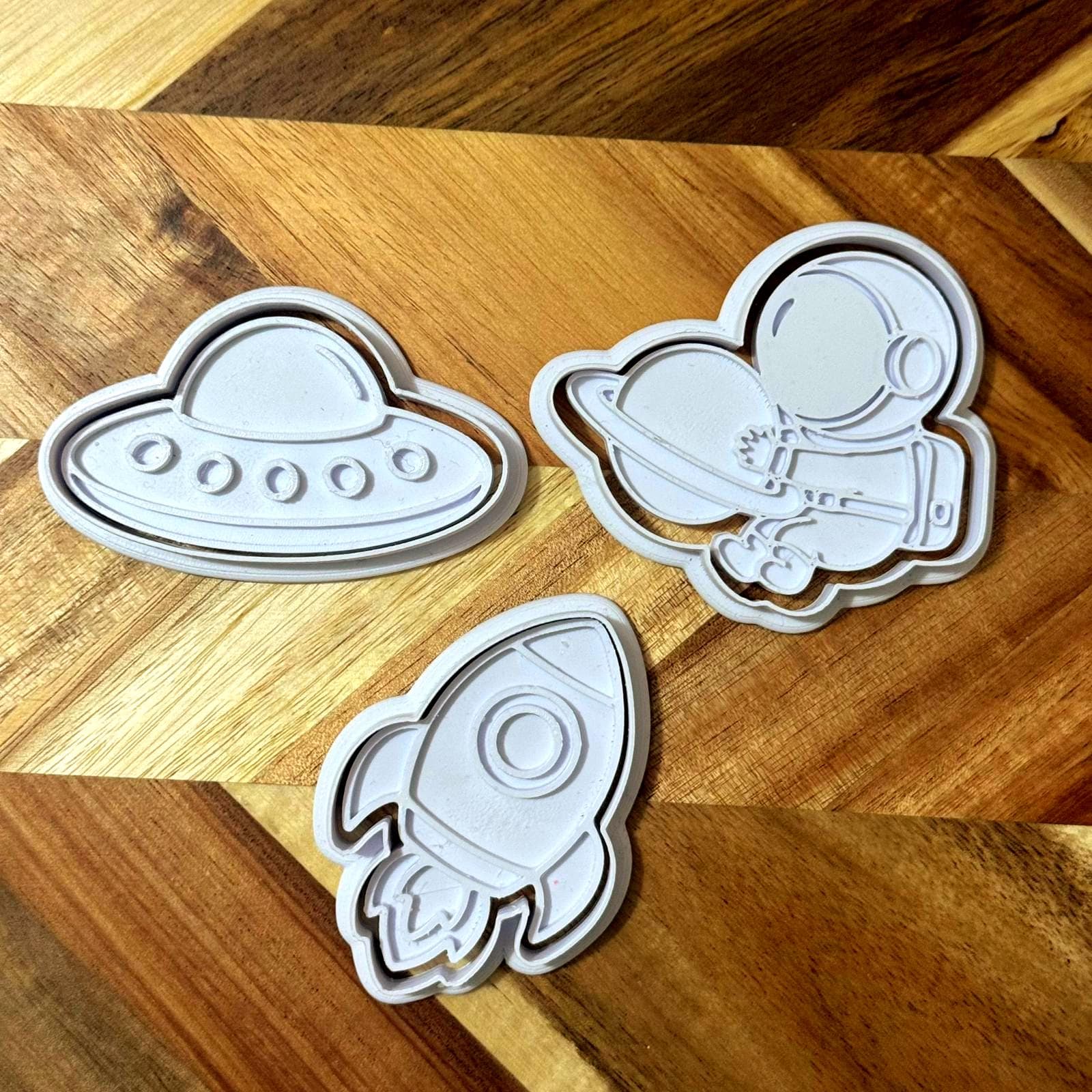 Space Cookie Cutters Set – Rocket, Astronaut & UFO, Galaxy Party Baking