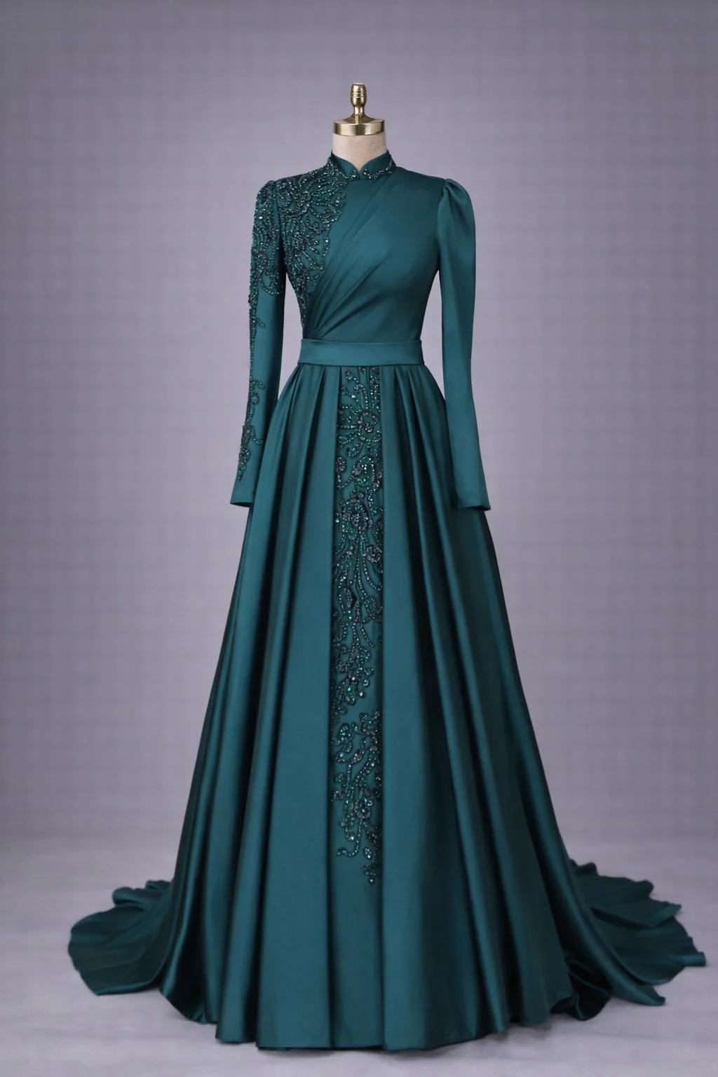 Emerald Green Lace Maxi Dress: Modest Islamic Formal Evening Gown