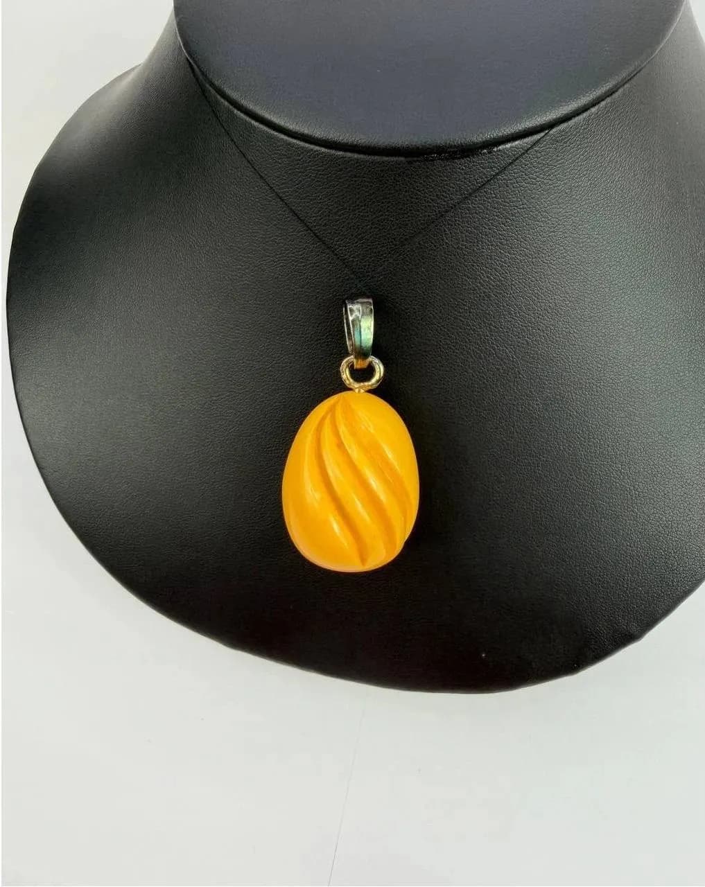 Vintage Large Yellow Bakelite Egg Pendant Necklace Charm Catalin Art Deco