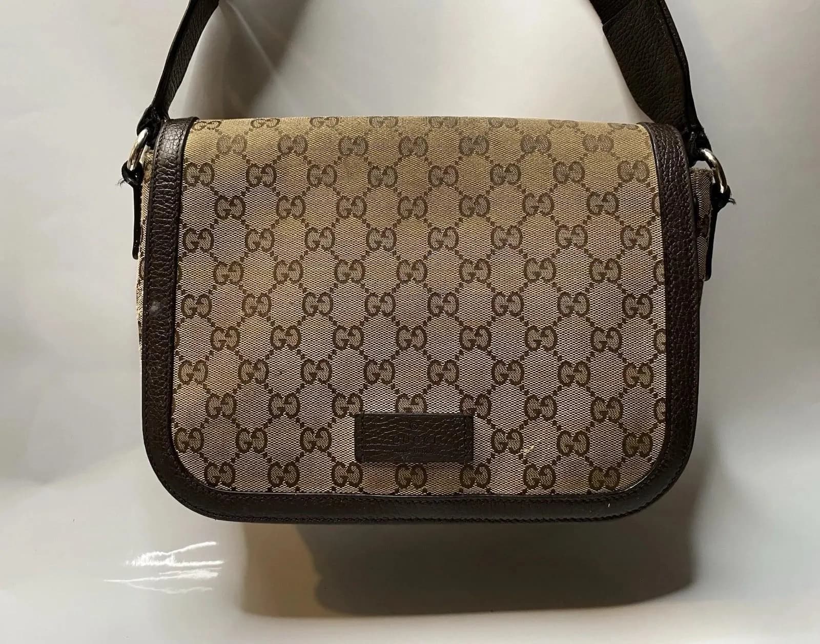 GUCCI GG Canvas Women’s Bag Flap Crossbody Shoulder Bag Brown Italy Monogram