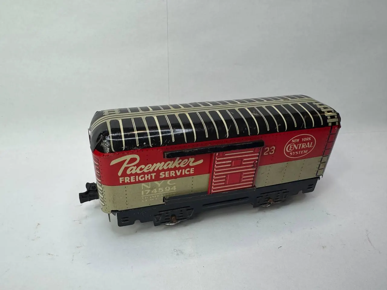Marx No. 174593 NYC Pacemaker Boxcar - 6 inch / 4 wheel /Plastic Knuckle Coupler - image 4