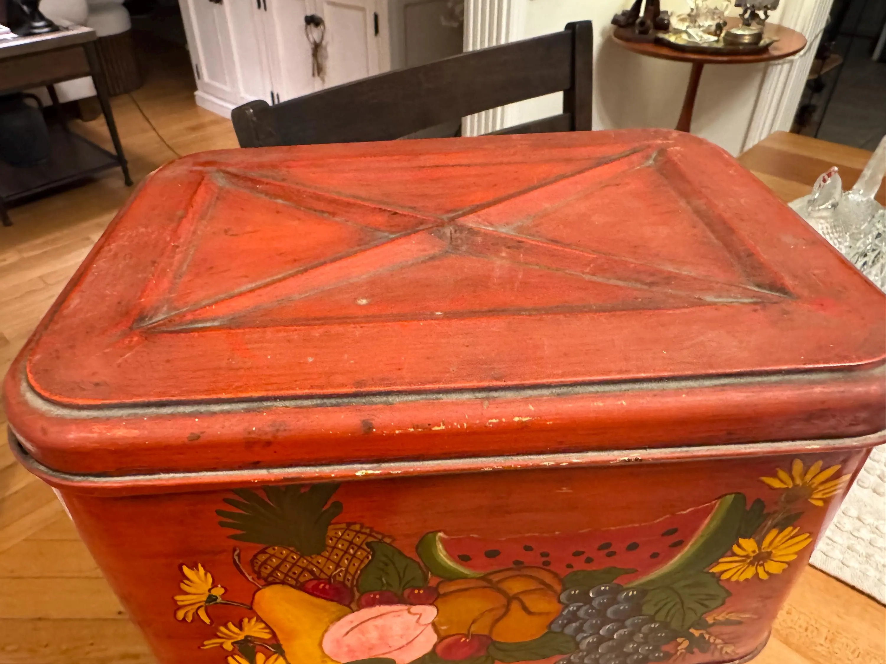 Vintage Hand-painted Tin Bread Box - image 4