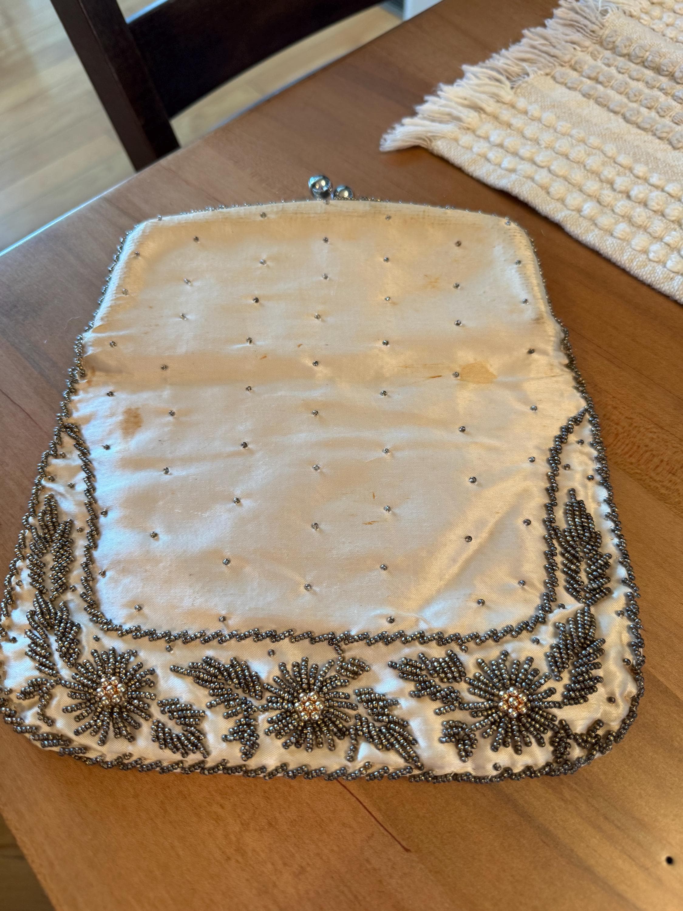 Vintage Satin Evening Clutch Purse with Intricate Metallic Beadwork - image 4