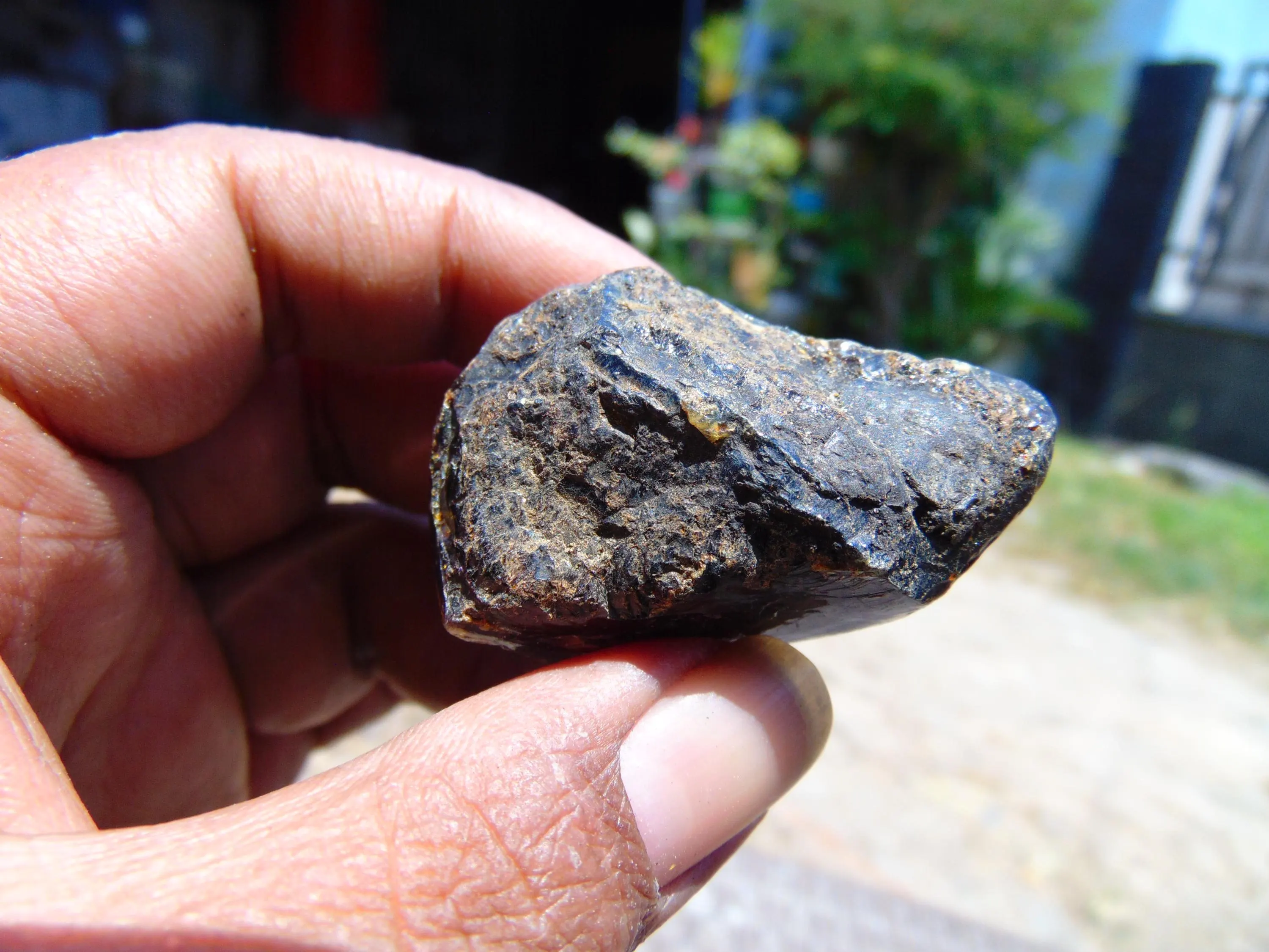 16 gram Rough Raw Indonesian Blue Amber  26RBX81 91x25x22 - image 5