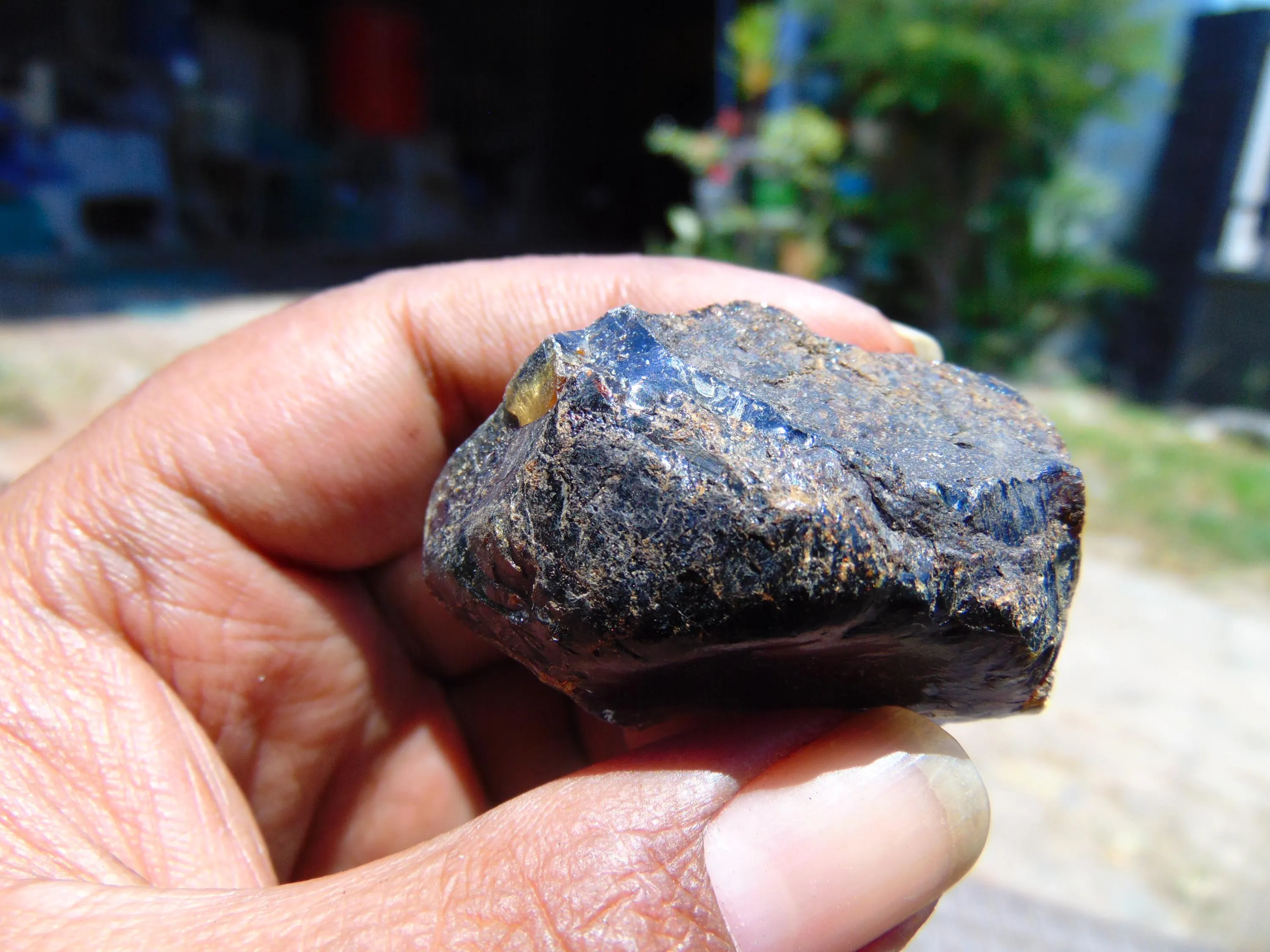 16 gram Rough Raw Indonesian Blue Amber  26RBX81 91x25x22 - image 4