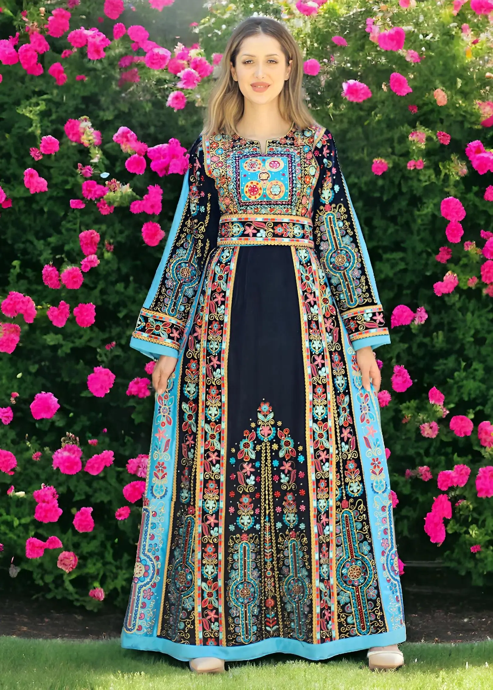 Embroidered Velvet Palestinian Thobe – Black, Blue, Traditional Style