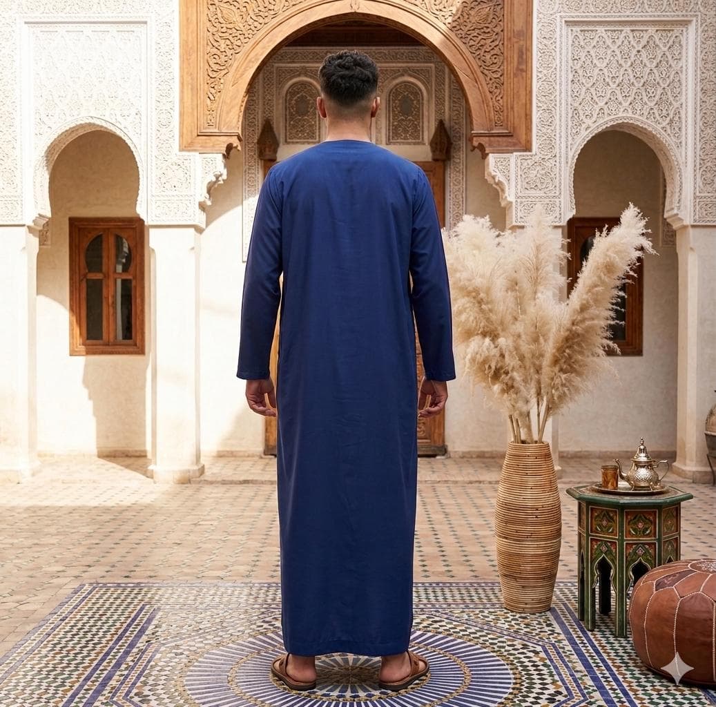 Men's Emirati Thobe – Classic Long-Sleeve Kandura with Tassel Detail - image 3