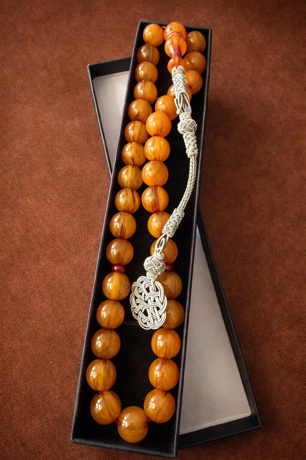 Sikma Prayer Beads – 10mm Helix Pattern, 1000 Silver Kazaz Tassel - image 3