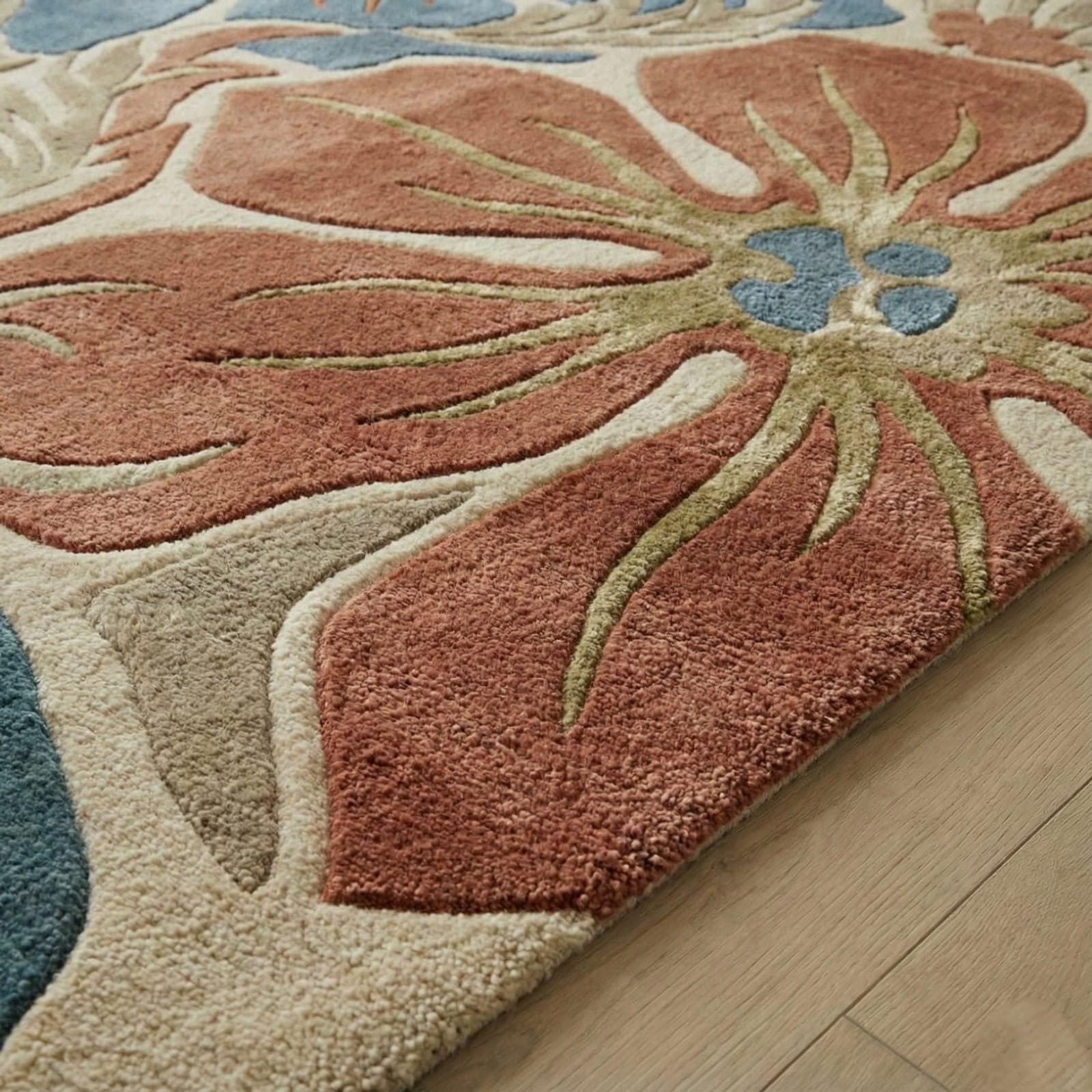 Hand Tufted Floral Area Rug, Plush Living Room Carpet, Designer Flower Pattern - image 4