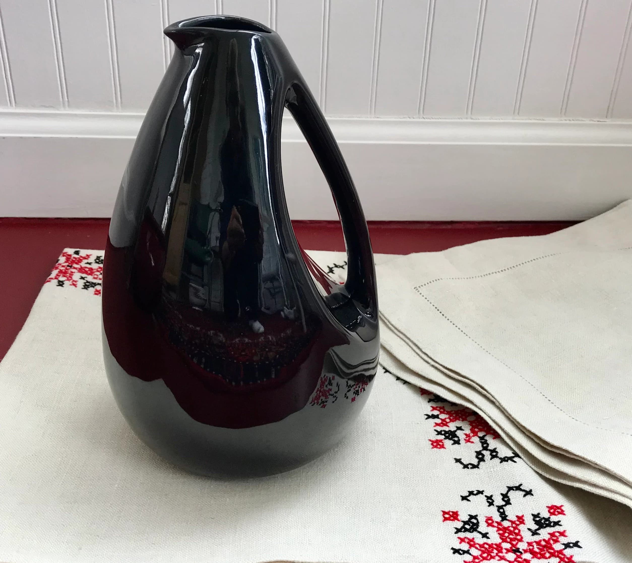 Vintage Water Pitcher. MCM Ceramic Carafe by Shawnee Kenwood. #945. Vase. Black Modern Kitchen Beverage Serving Piece. Barware.